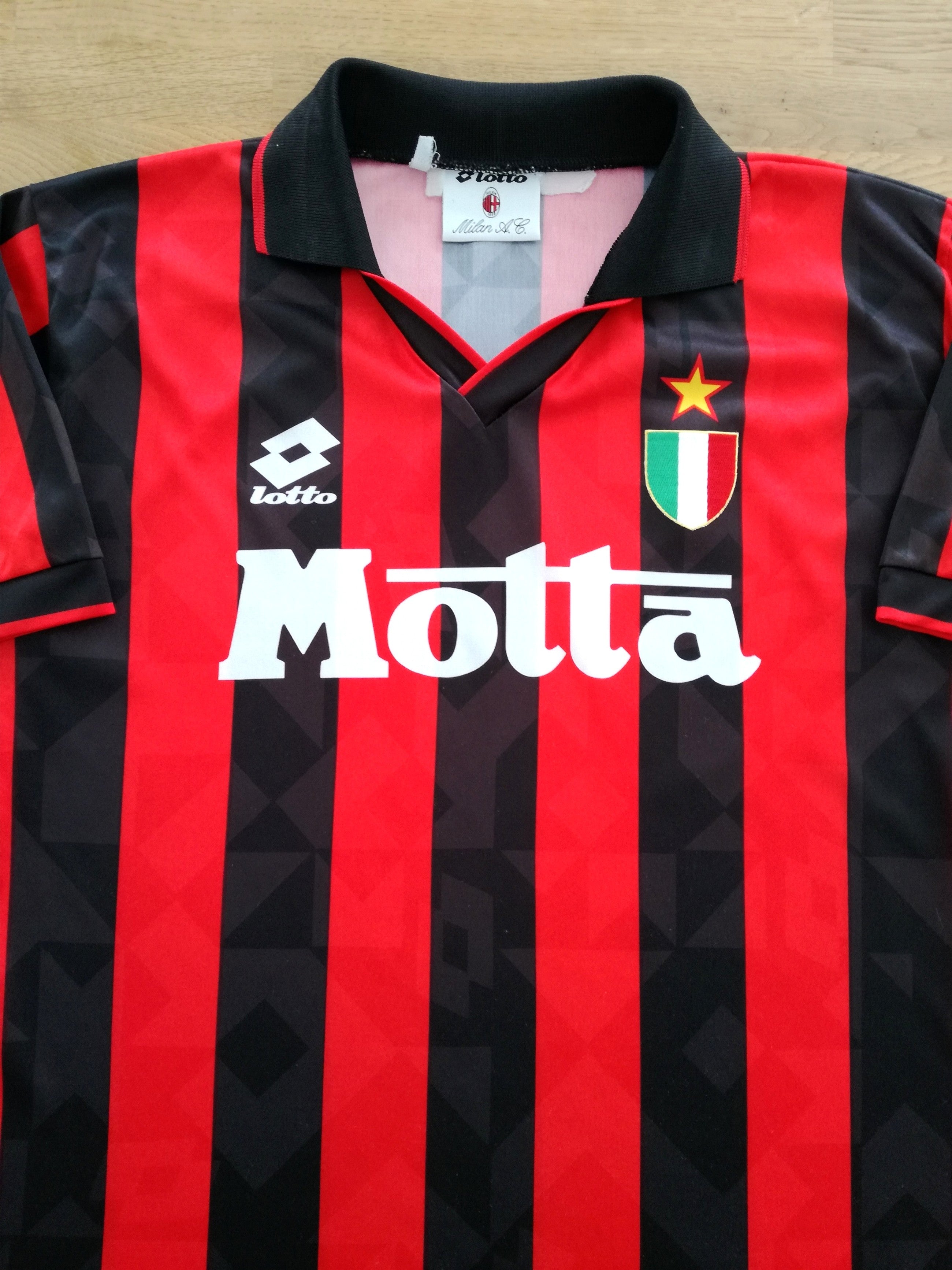 1993/94 AC Milan Home Football Shirt (M)