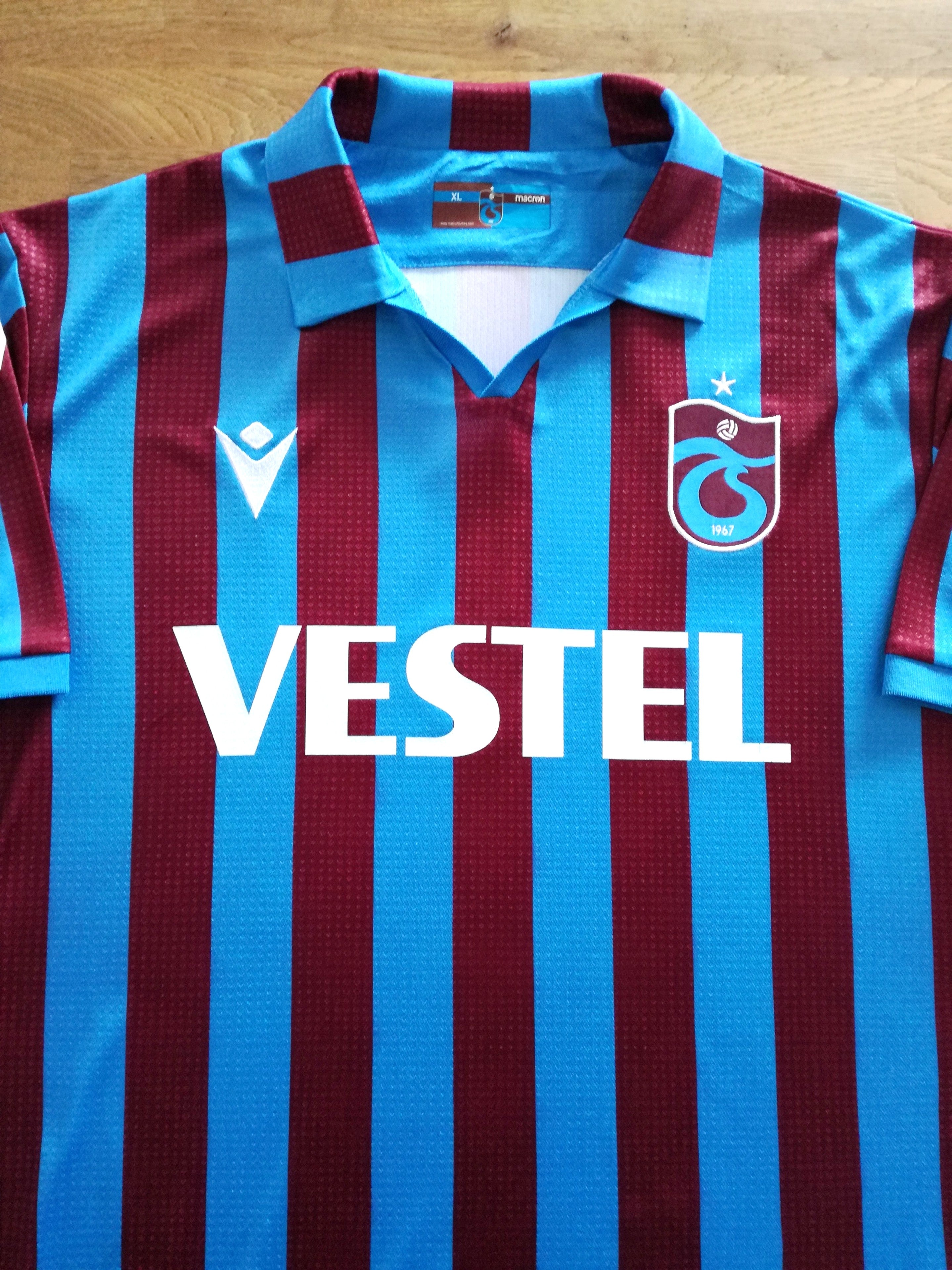 2021/22 Trabzonspor Home Football Shirt