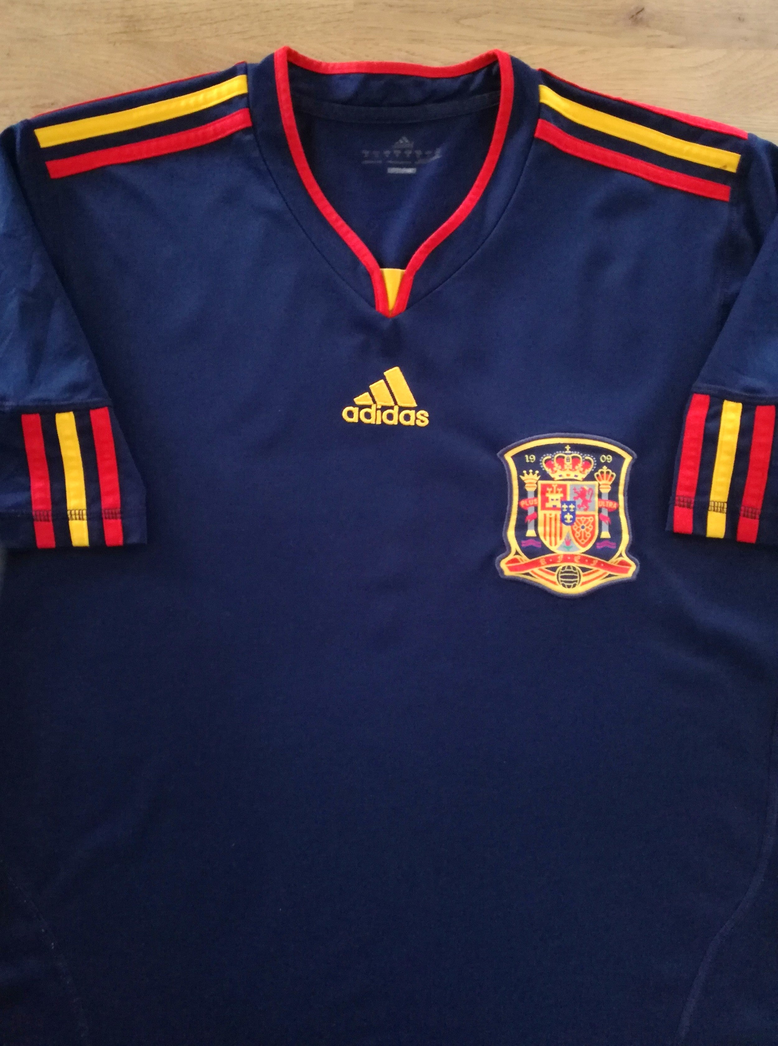 2010/11 Spain Away Football Shirt