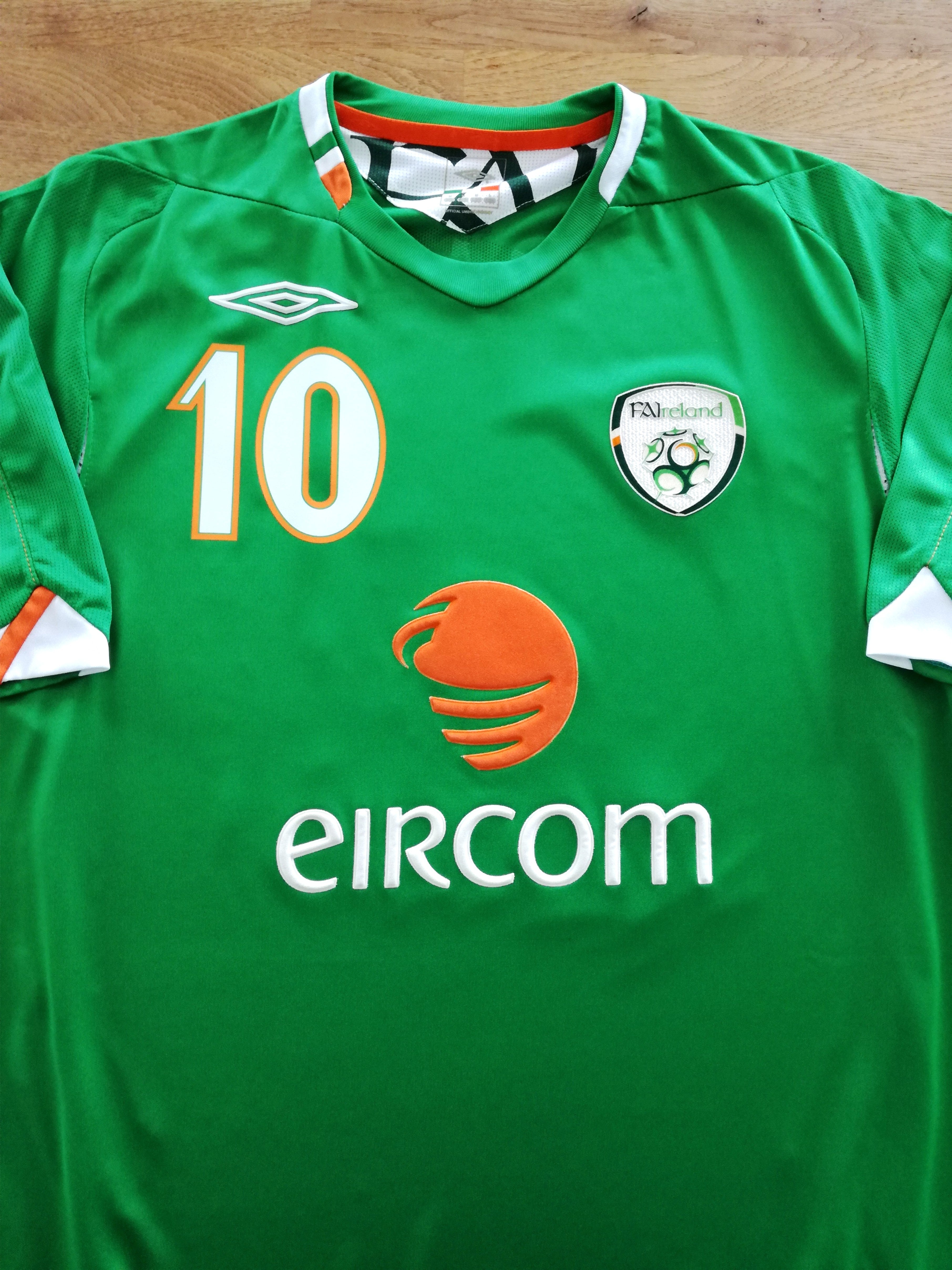 2006/07 Republic of Ireland Home Football Shirt Keane #10