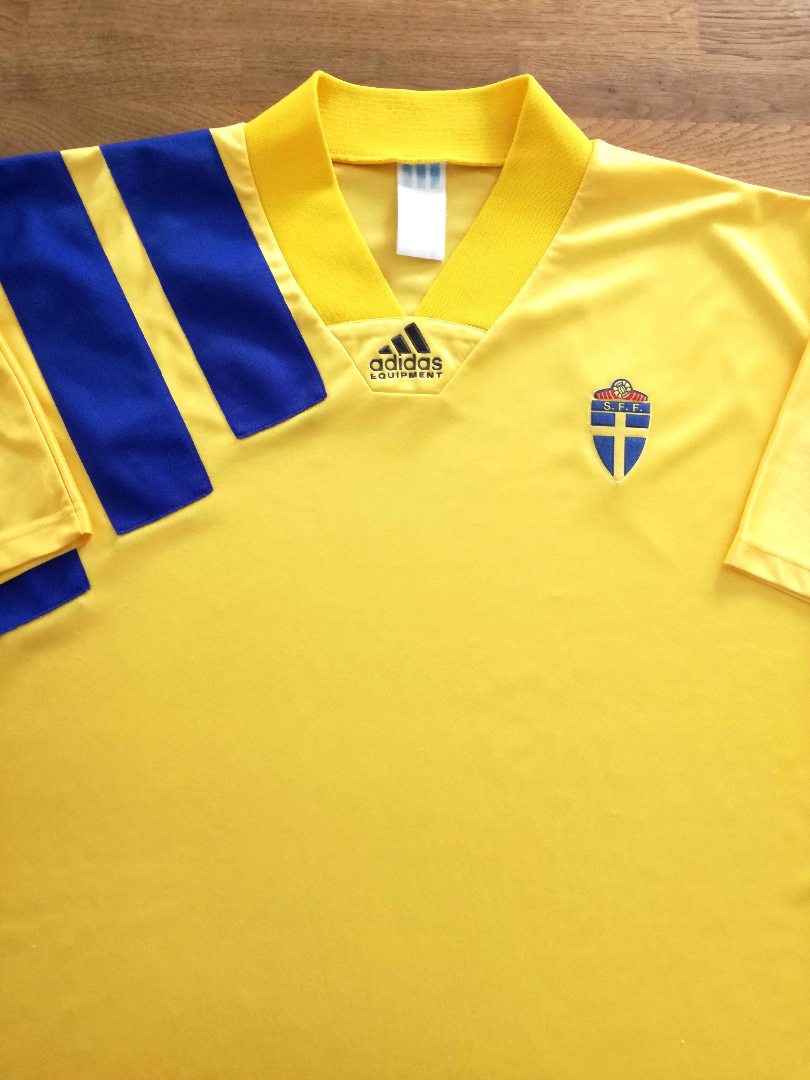 1992/93 Sweden Home Football Shirt