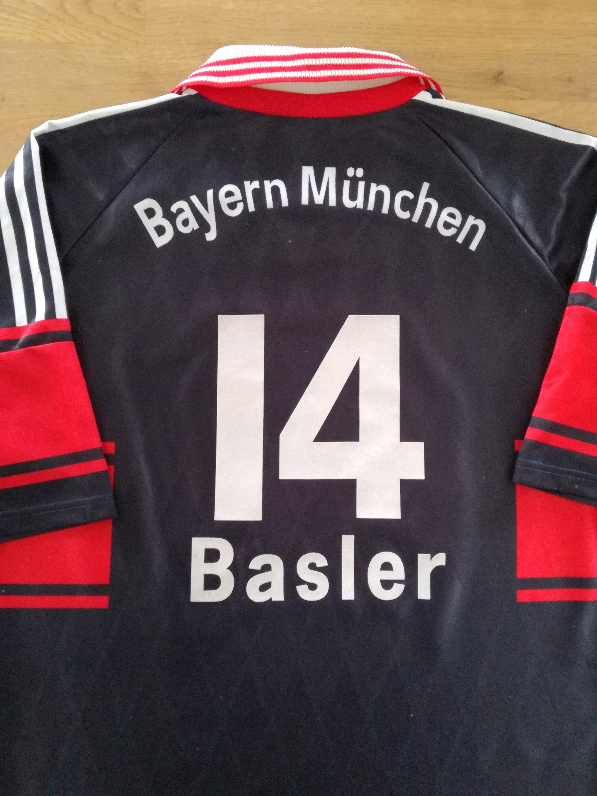 1997/98 Bayern Munich Home Football Shirt Basler #14