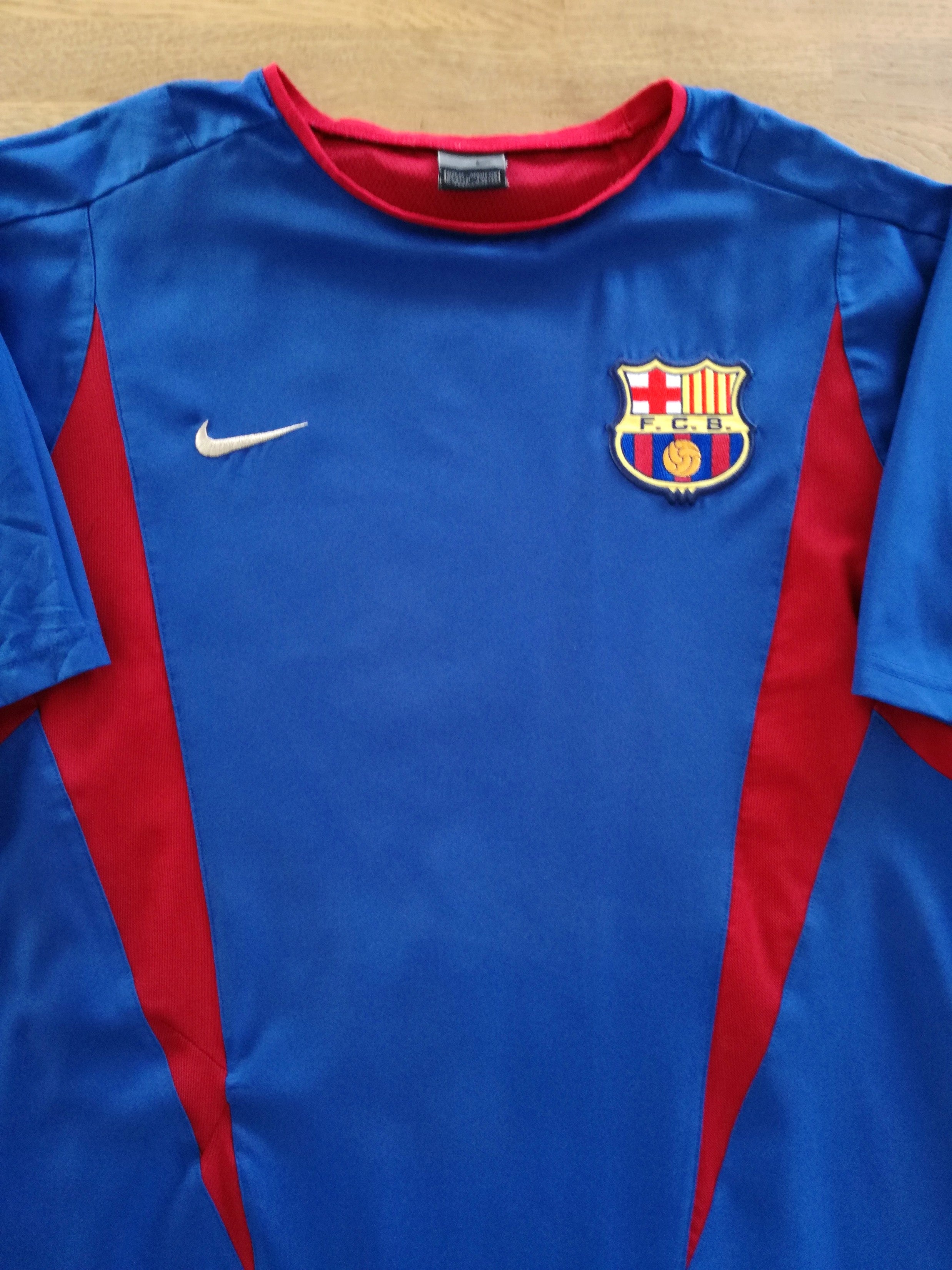 2002/03 Barcelona Player Issue Training Shirt