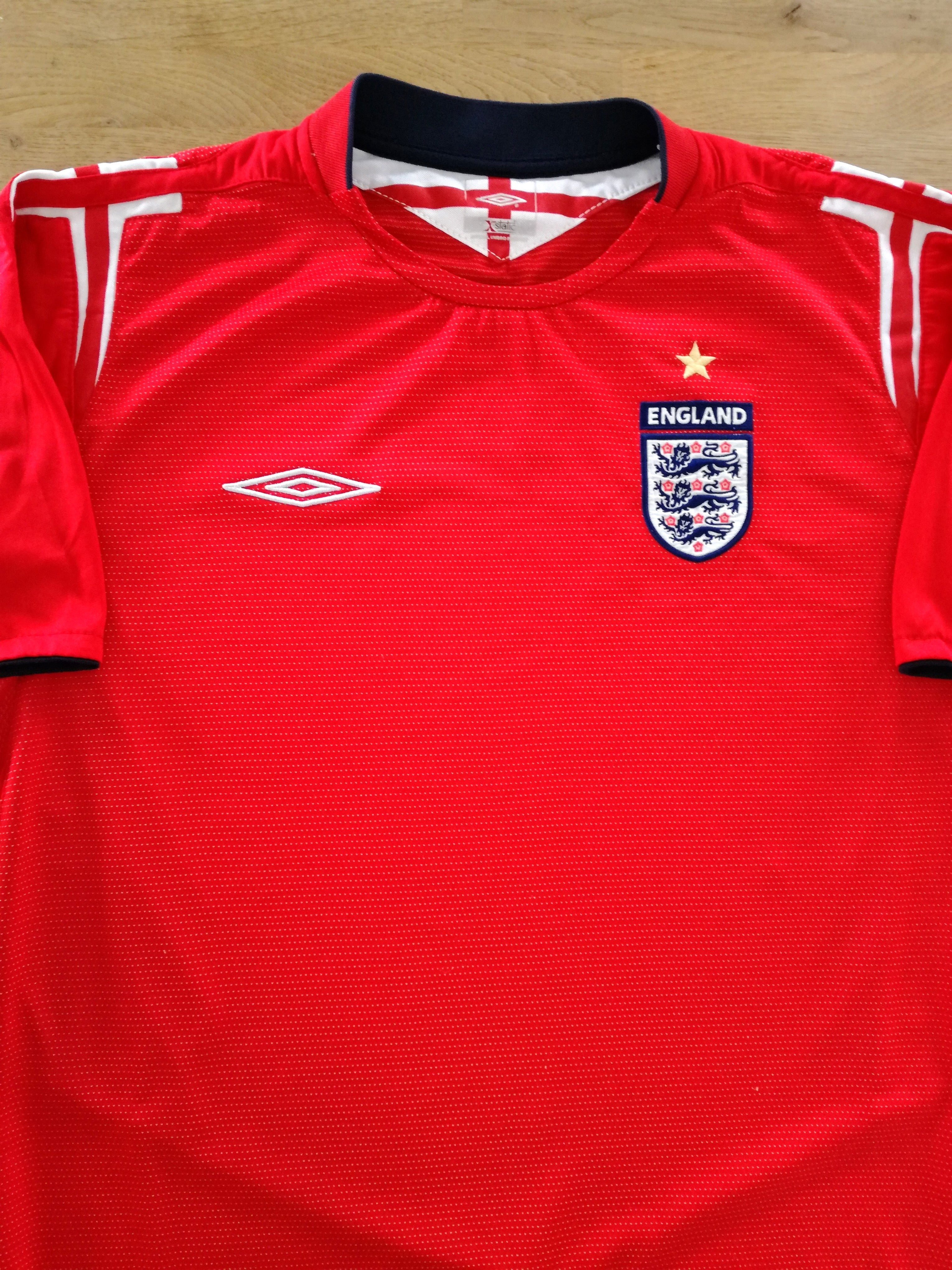2004/05 England Away Football Shirt