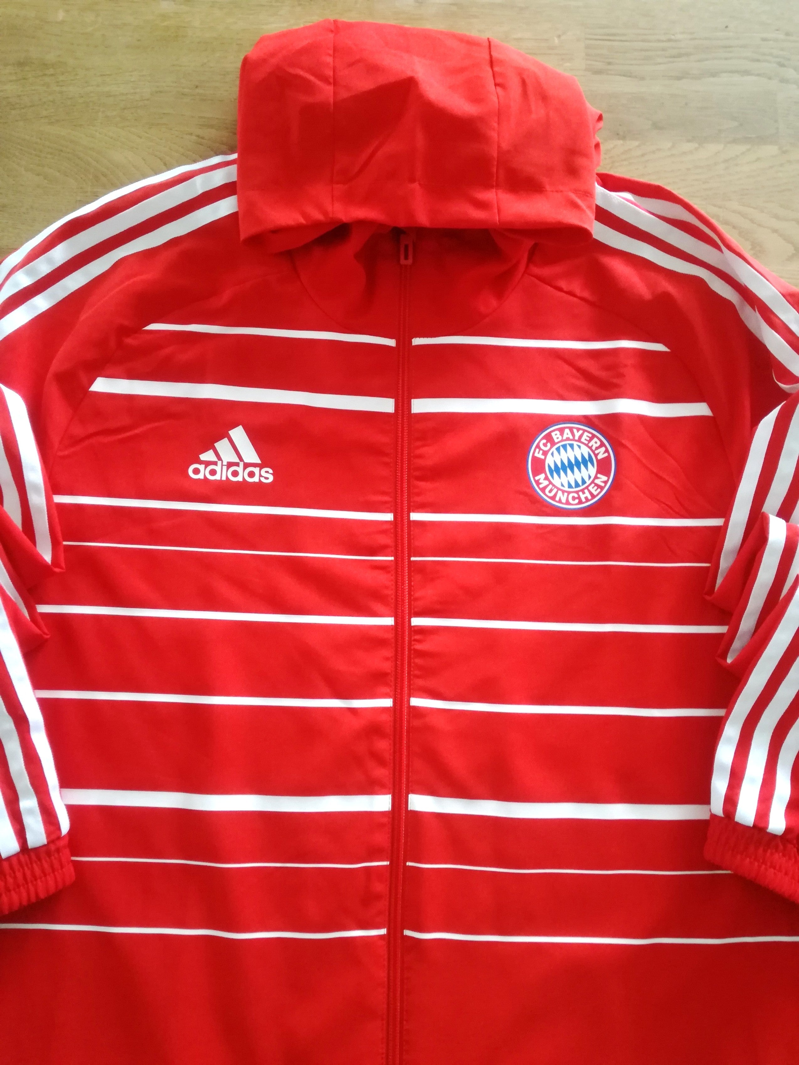 2022/23 Bayern Munich Windbreaker Jacket
