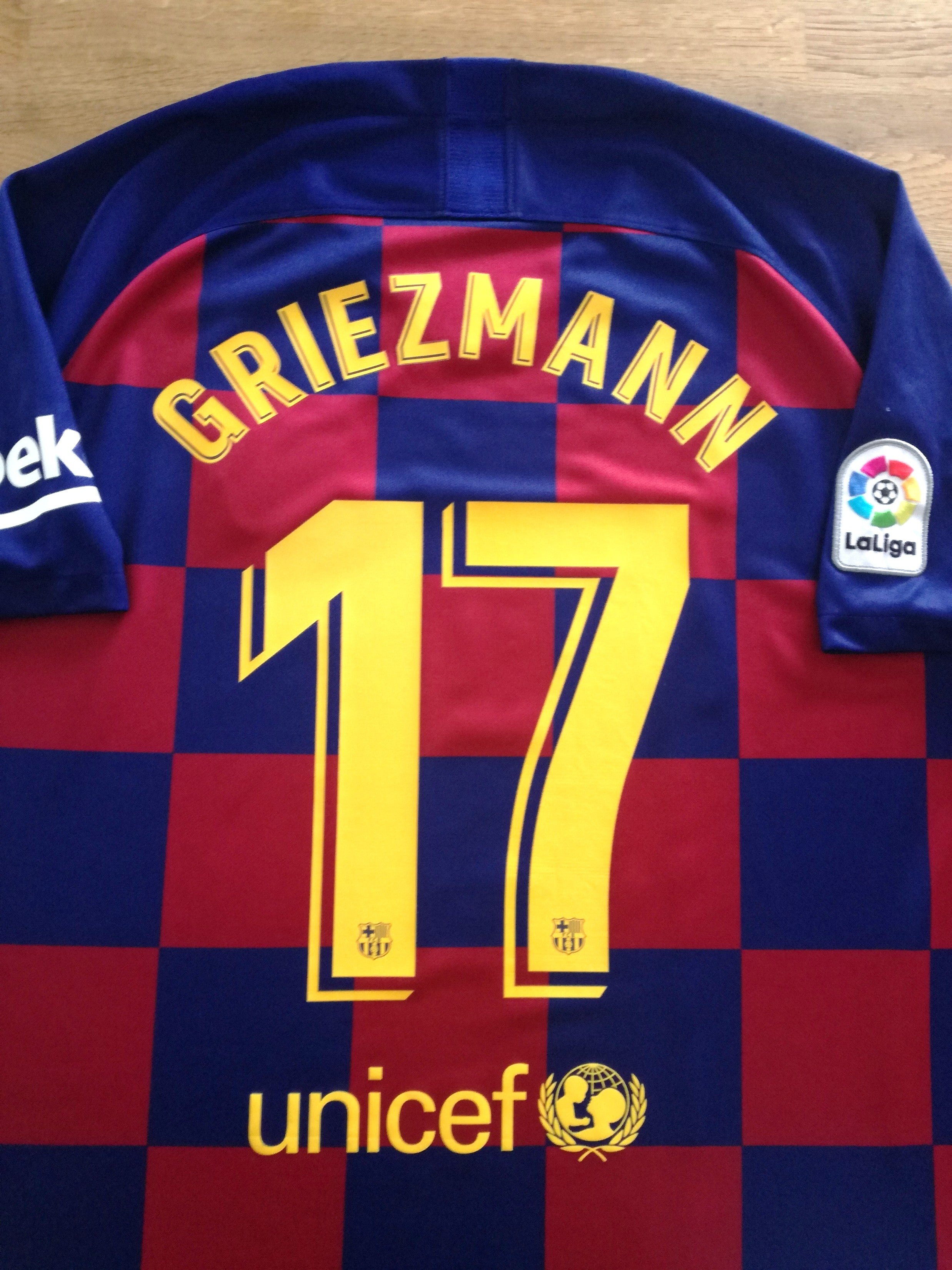 2019/20 Barcelona Home La Liga Football Shirt Griezmann #17