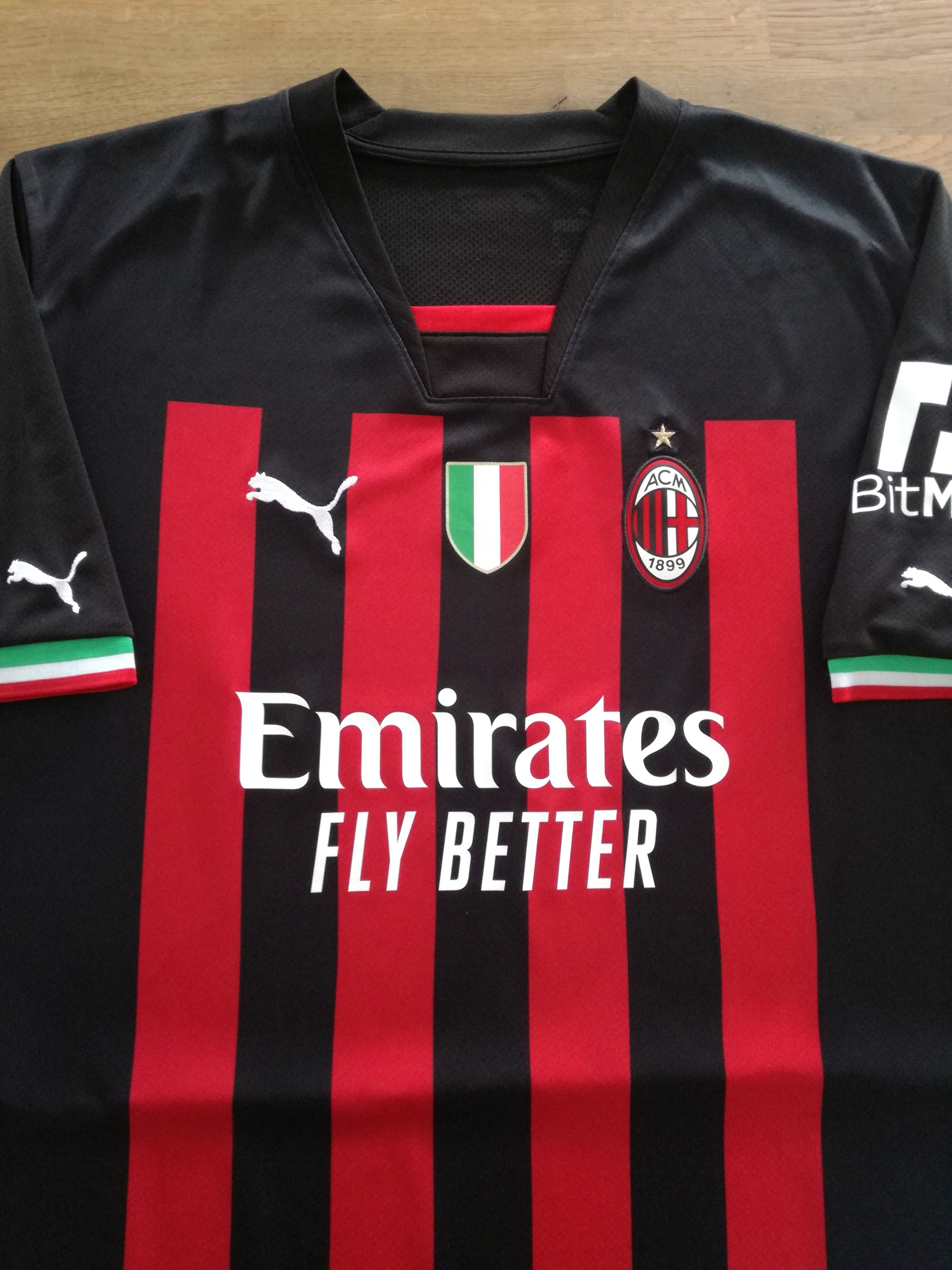 2022/23 AC Milan Home Football Shirt