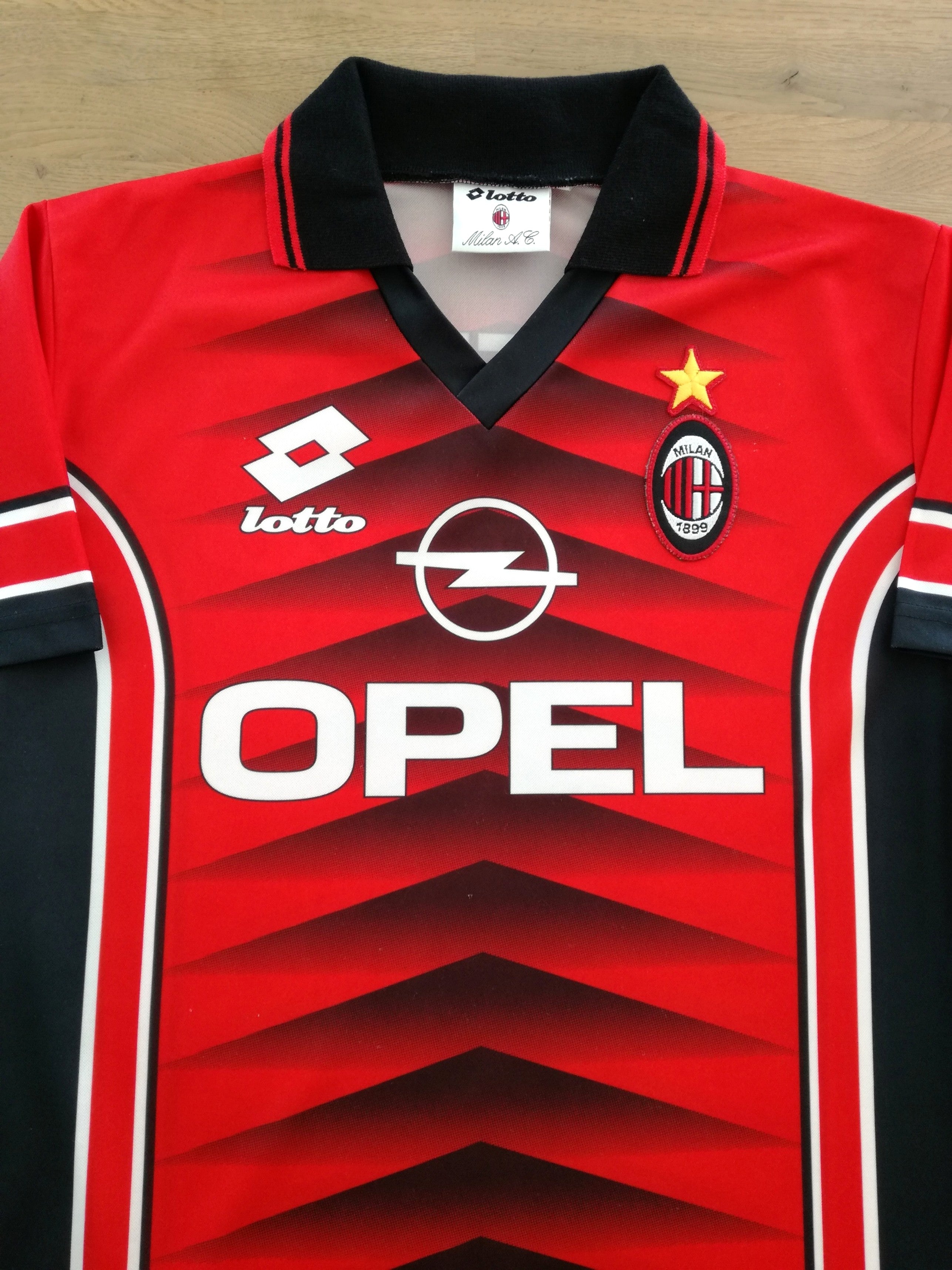 1997/98 AC Milan Training Shirt