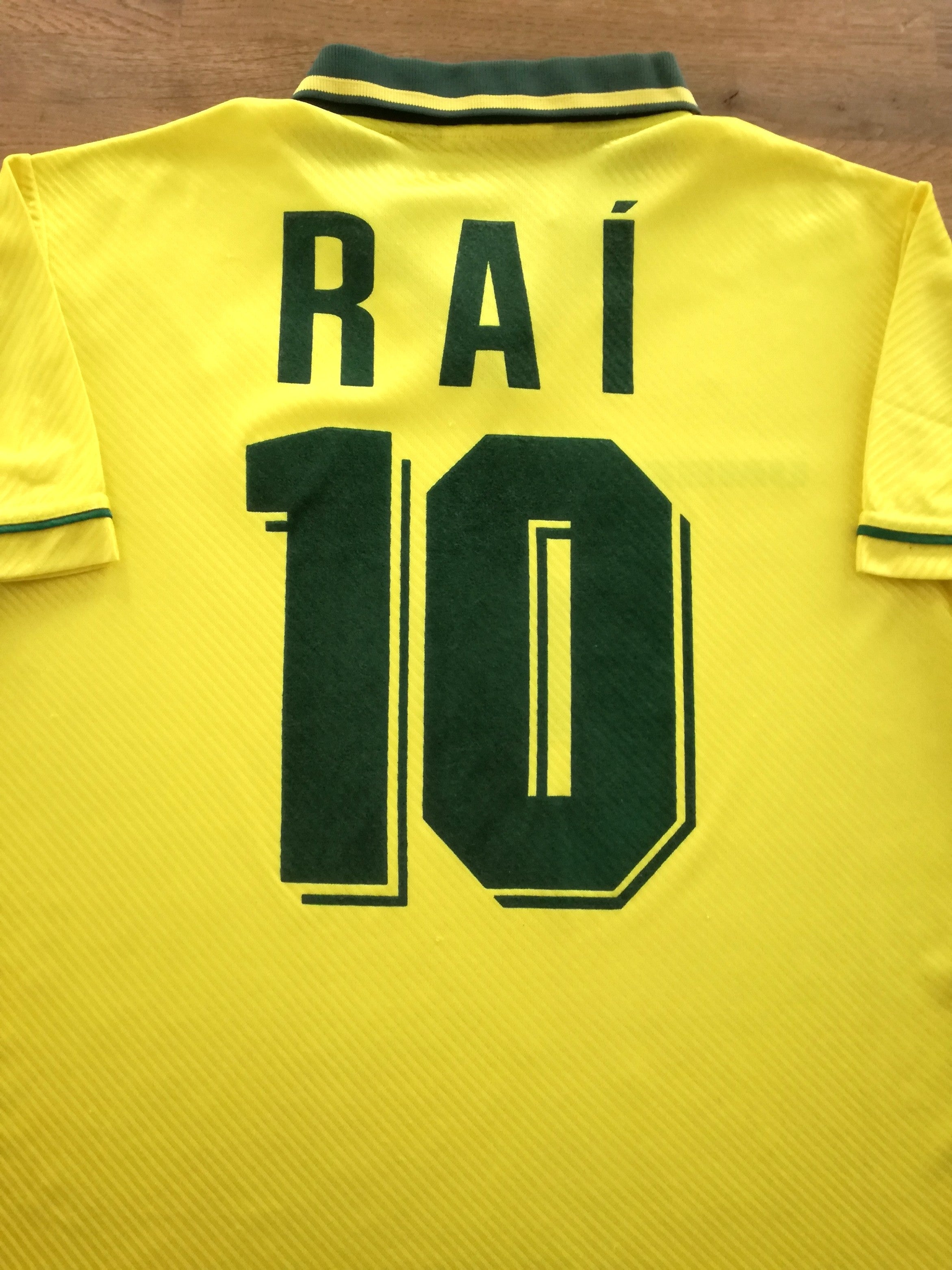 1993/94 Brazil Home Football Shirt Raí #10 (L)