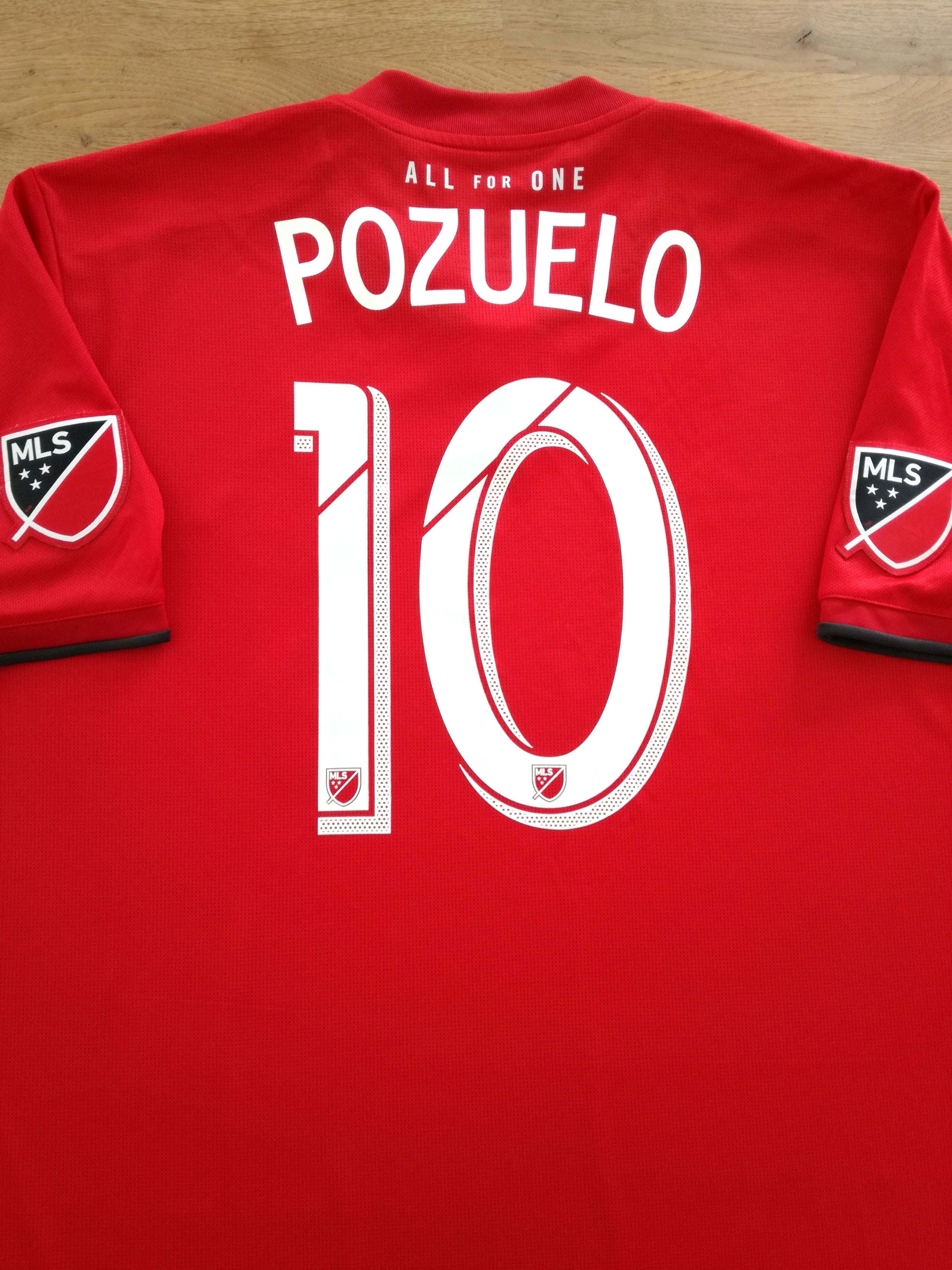 2019/20 Toronto Home MLS Authentic Football Shirt Pozuelo #10