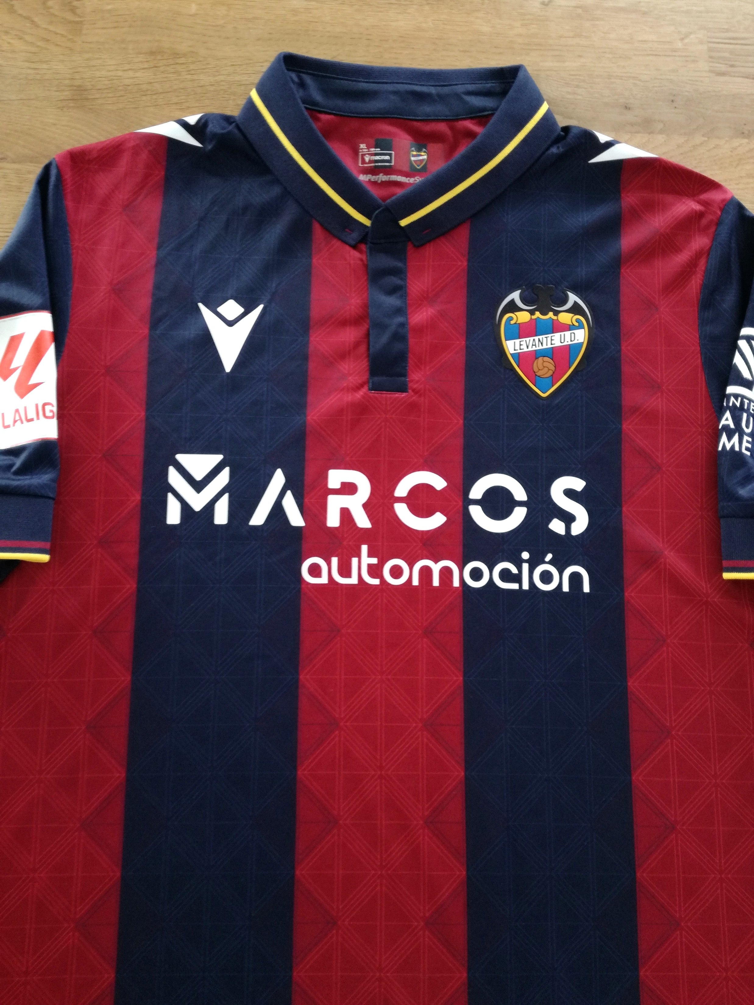2023/24 Levante Home La Liga Football Shirt