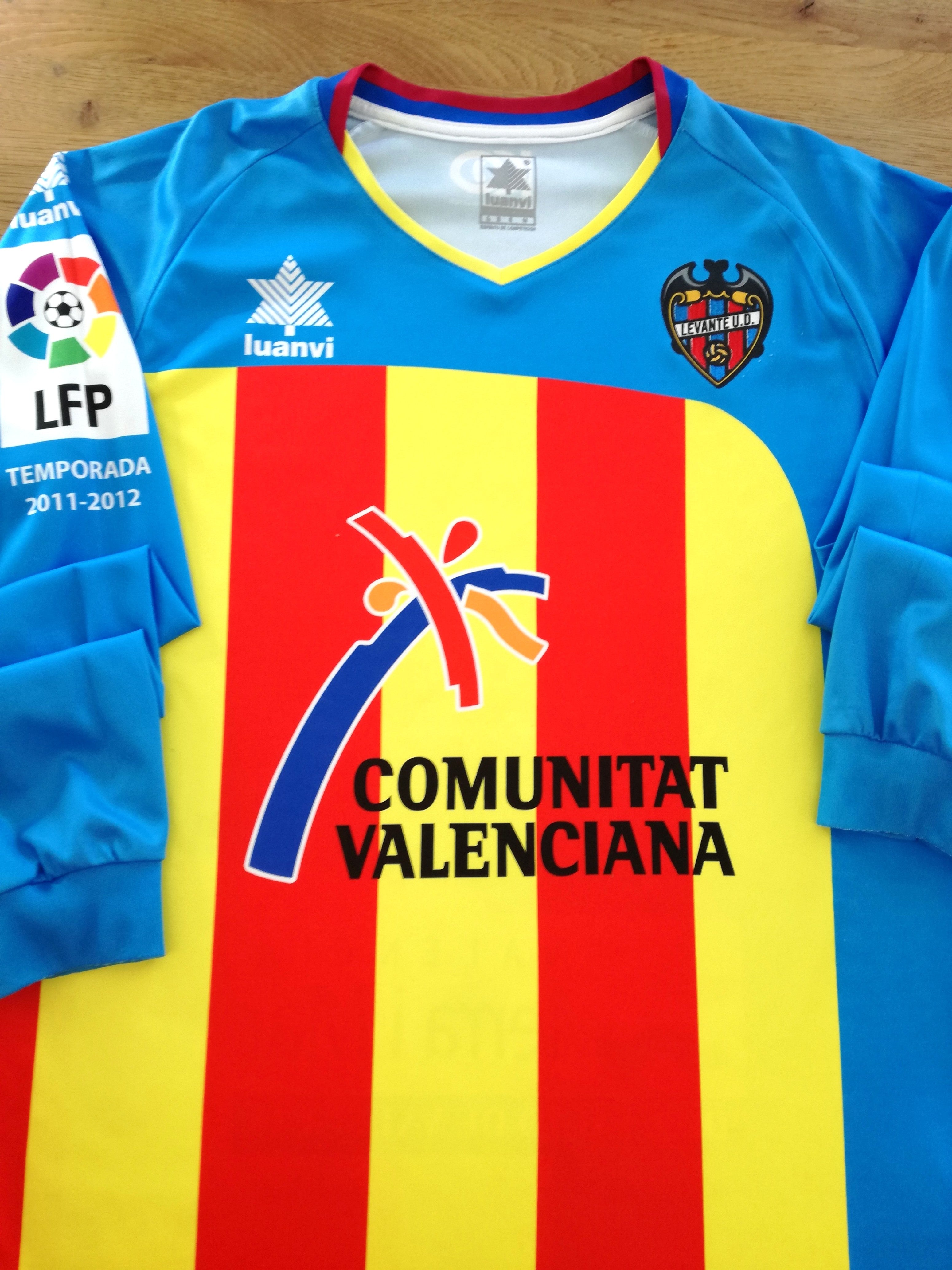 2011/12 Levante 3rd La Liga Long Sleeve Football Shirt