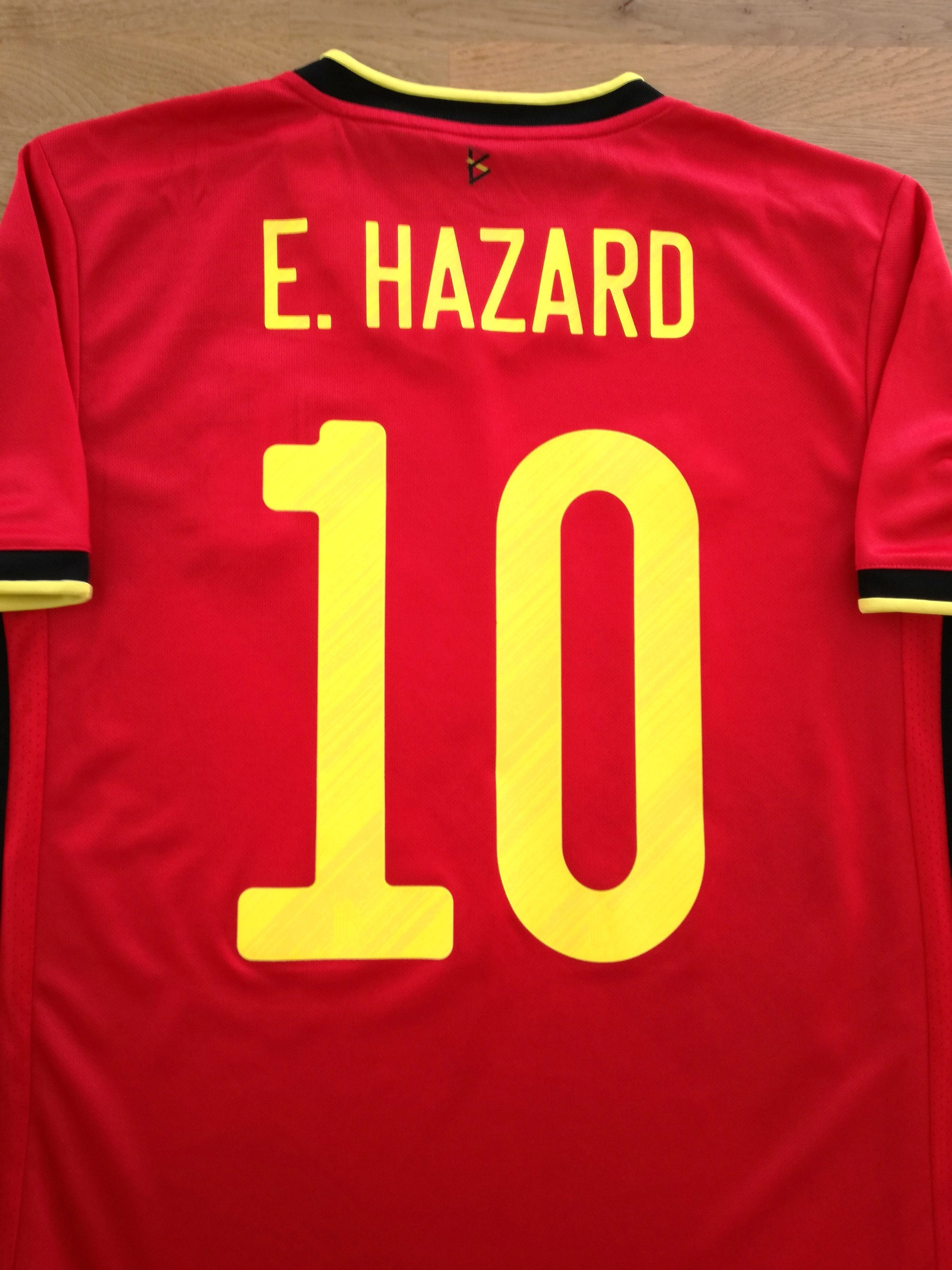 2019/20 Belgium Home Football Shirt Hazard #10 (S)