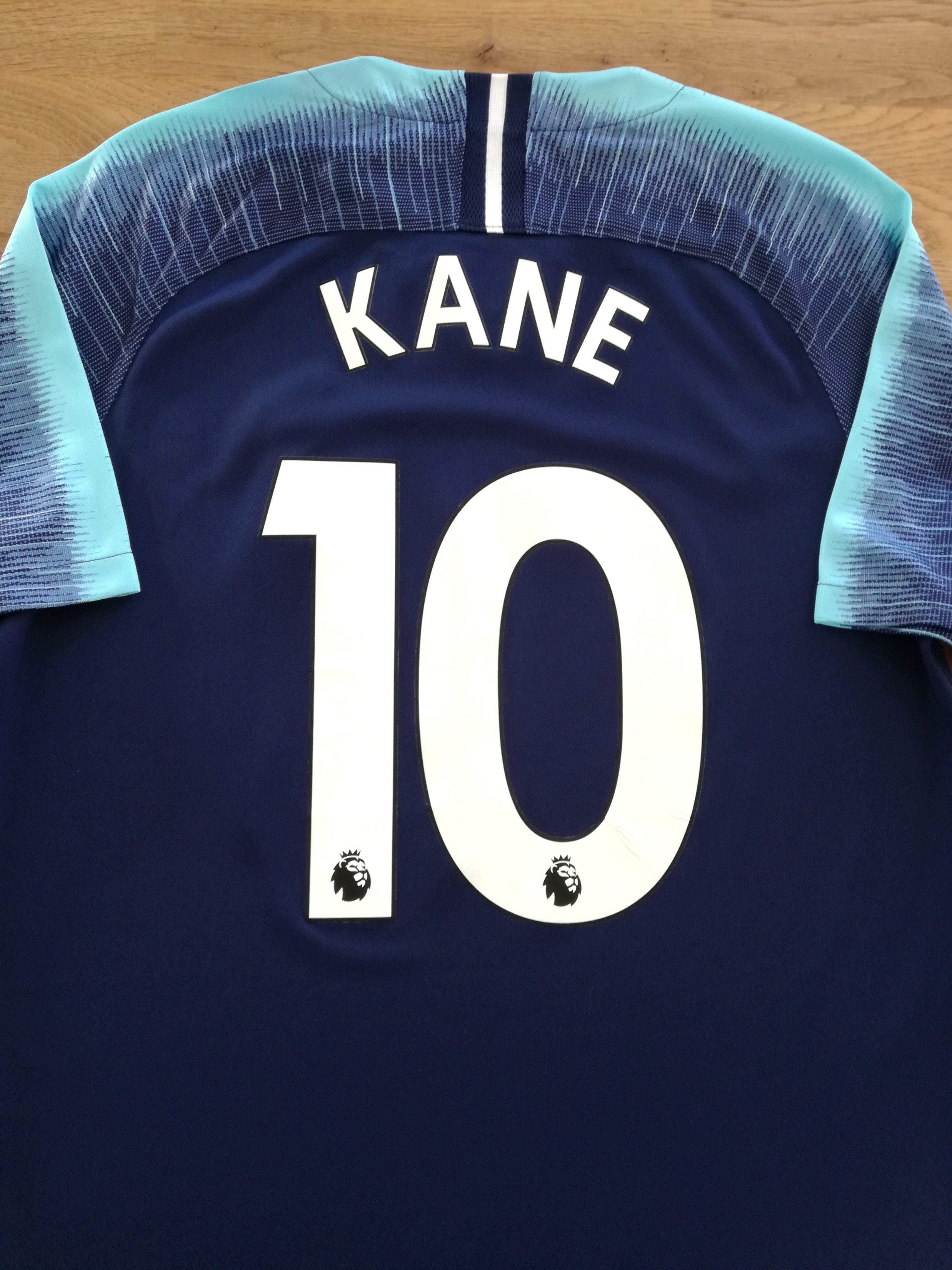 2018/19 Tottenham Away Premier League Football Shirt Kane #10