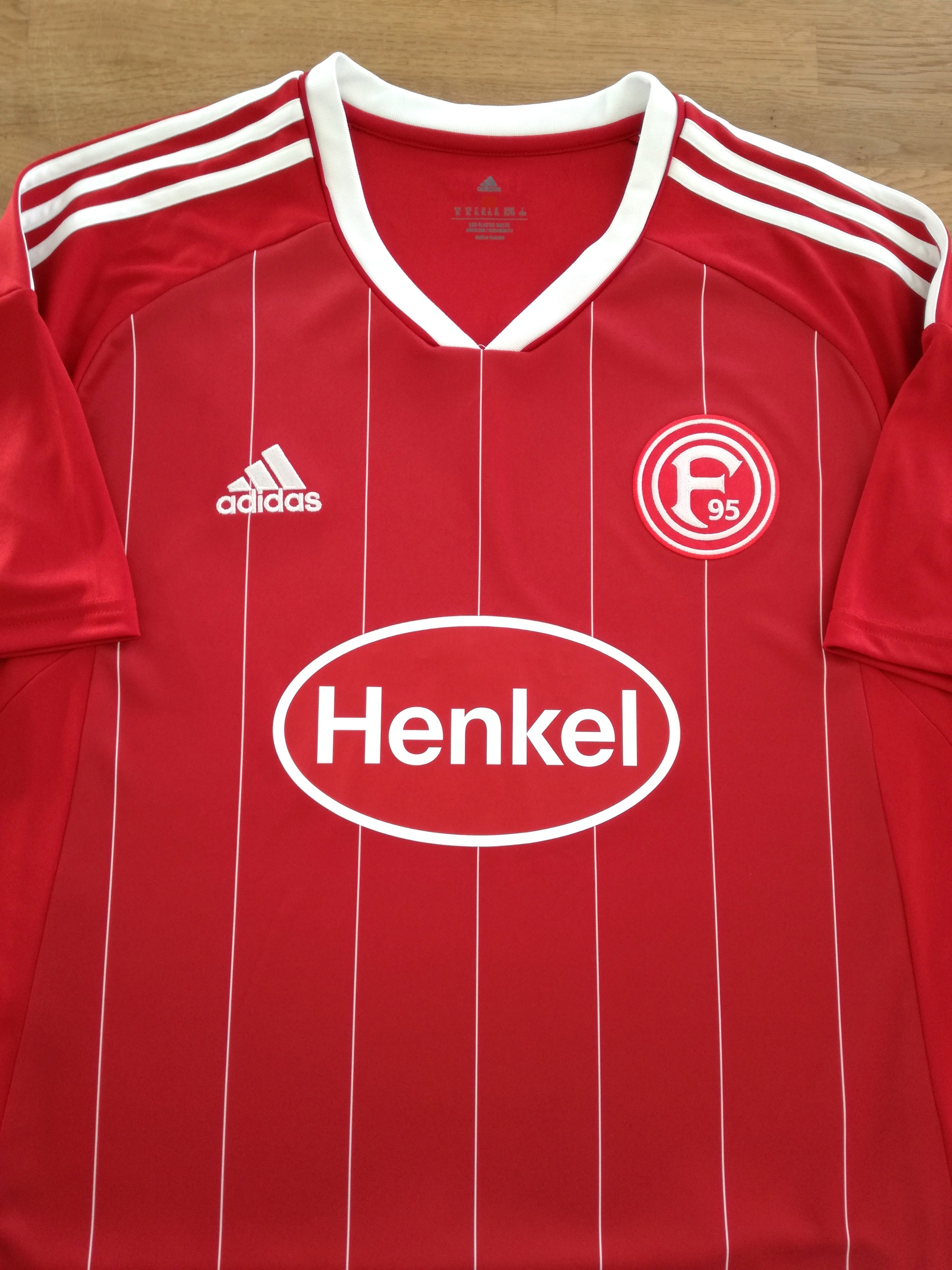 2022/23 Fortuna Düsseldorf Home Football Shirt