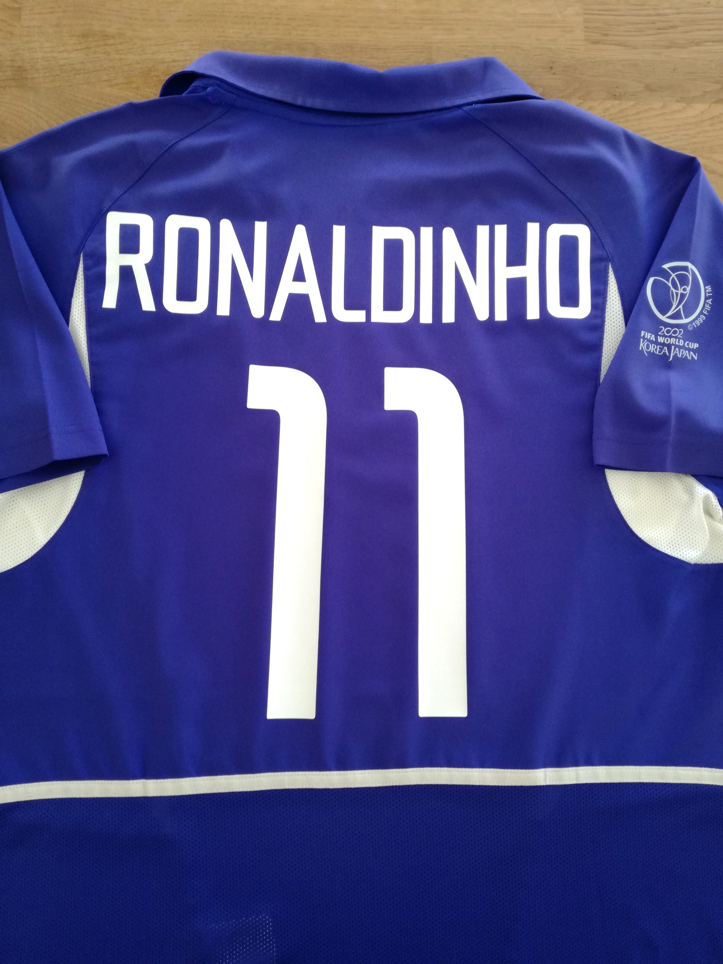 2002 Brazil Away World Cup Football Shirt Ronaldinho #11