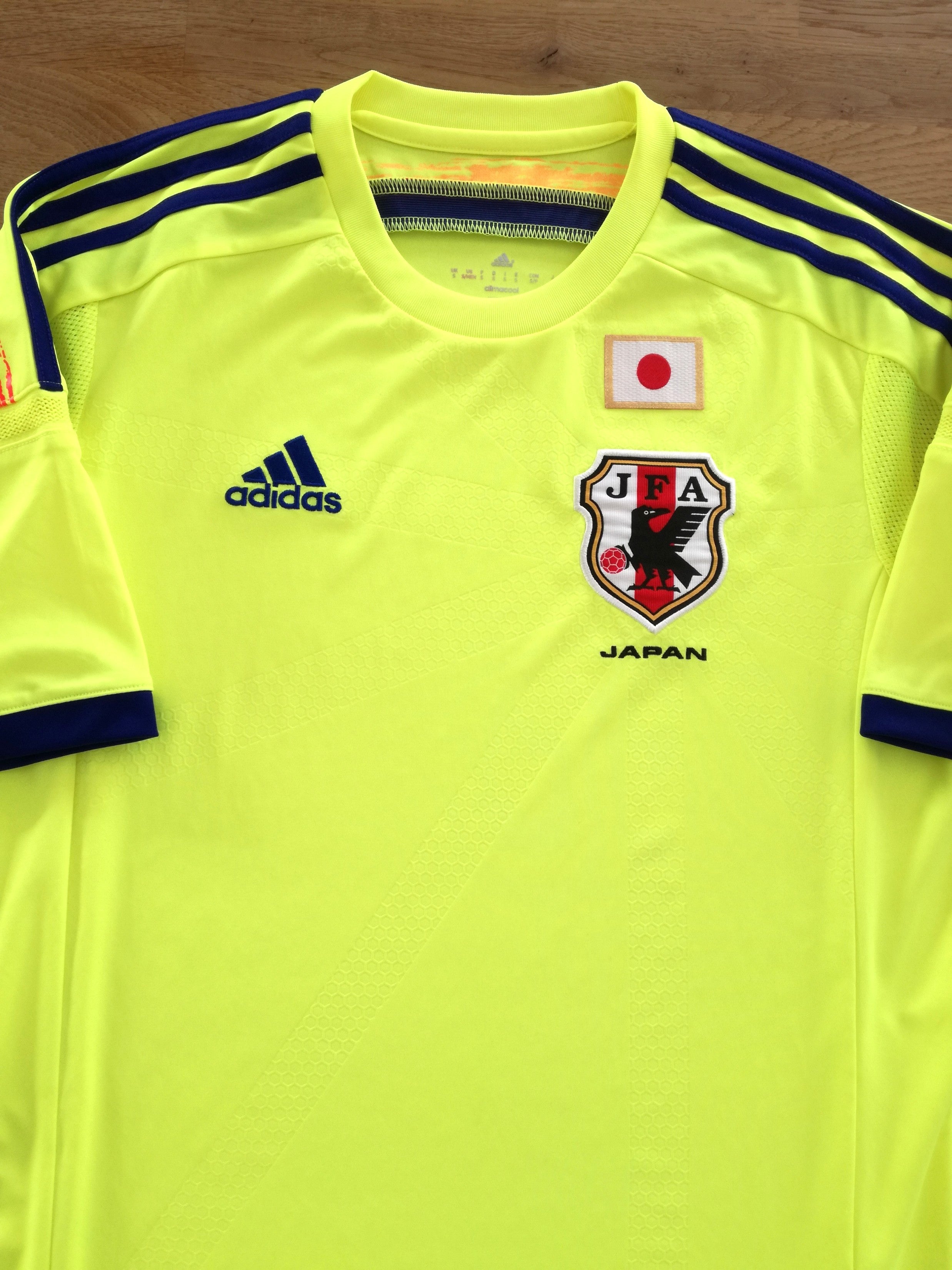 2014 Japan Away Football Shirt