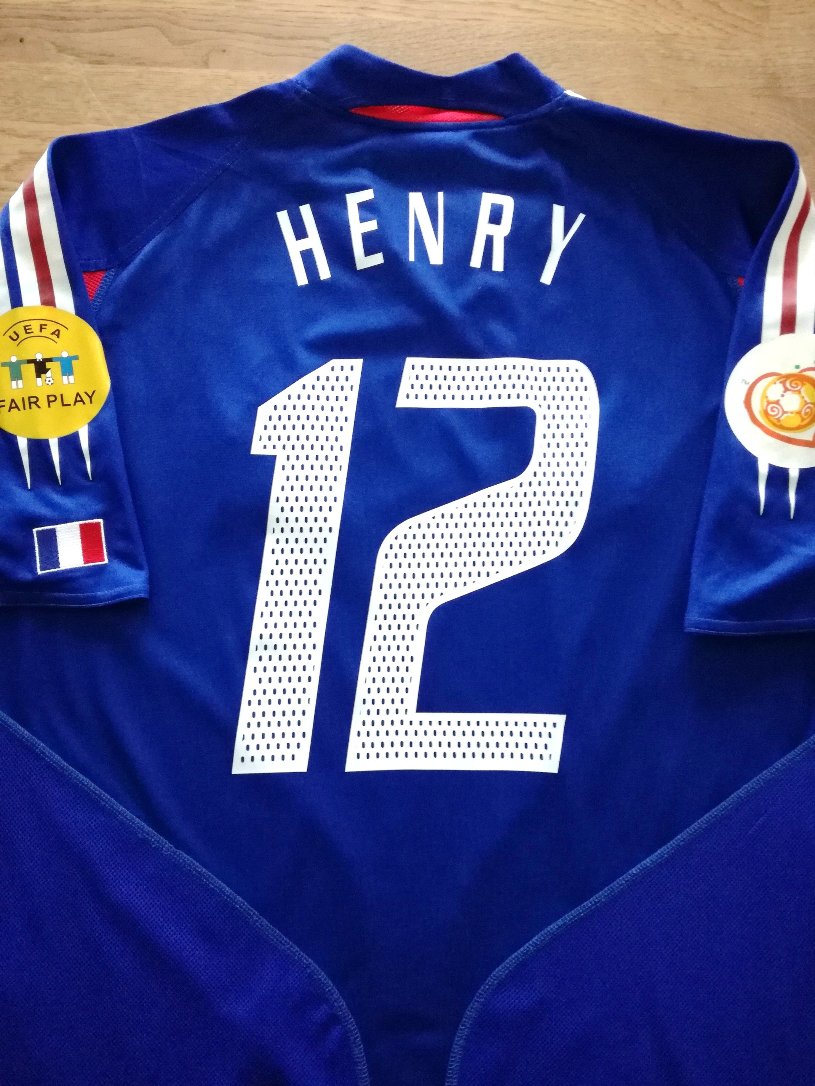 2004 France Home European Championship Football Shirt Henry #12