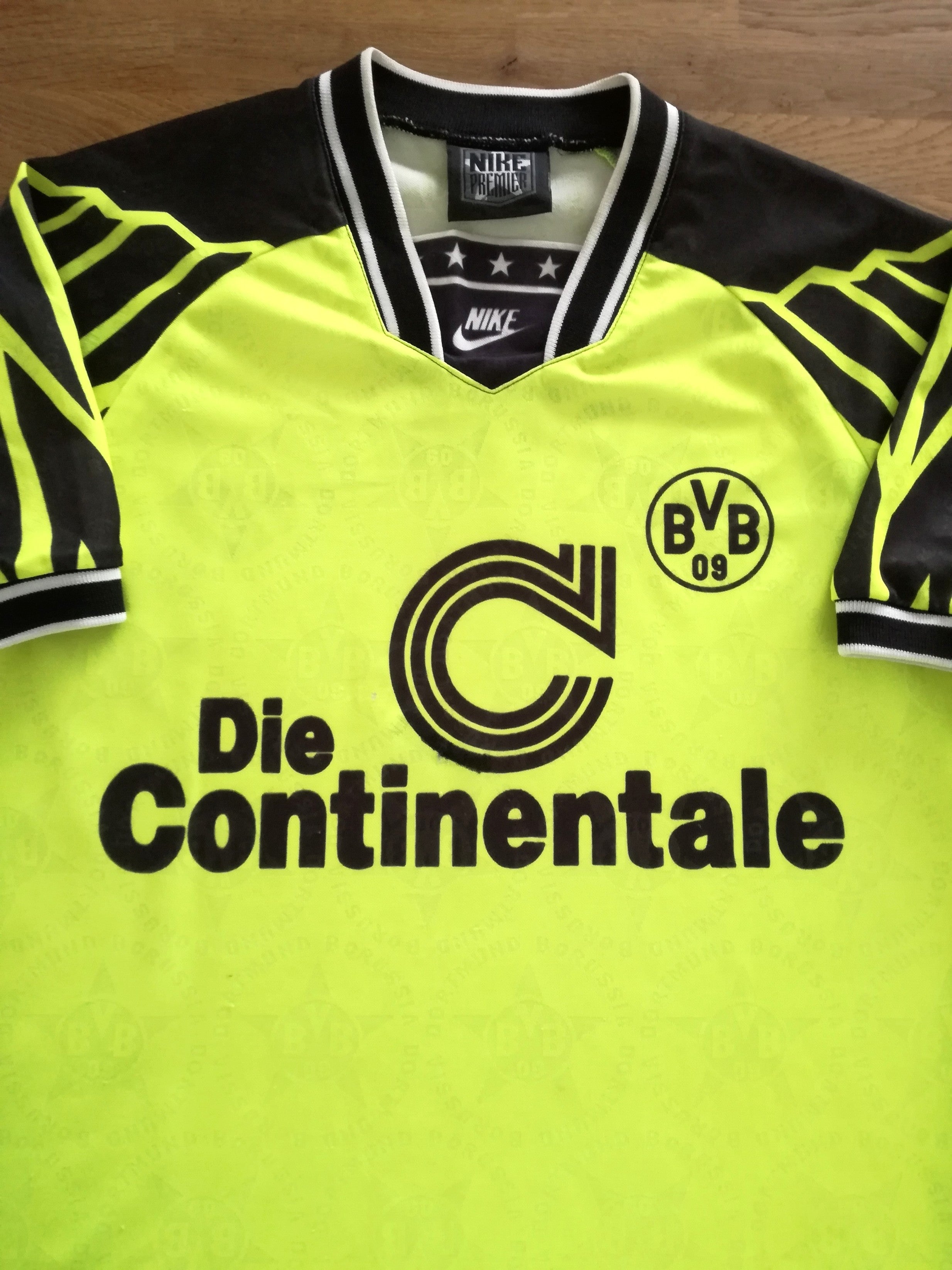 1994/95 Borussia Dortmund Home Football Shirt