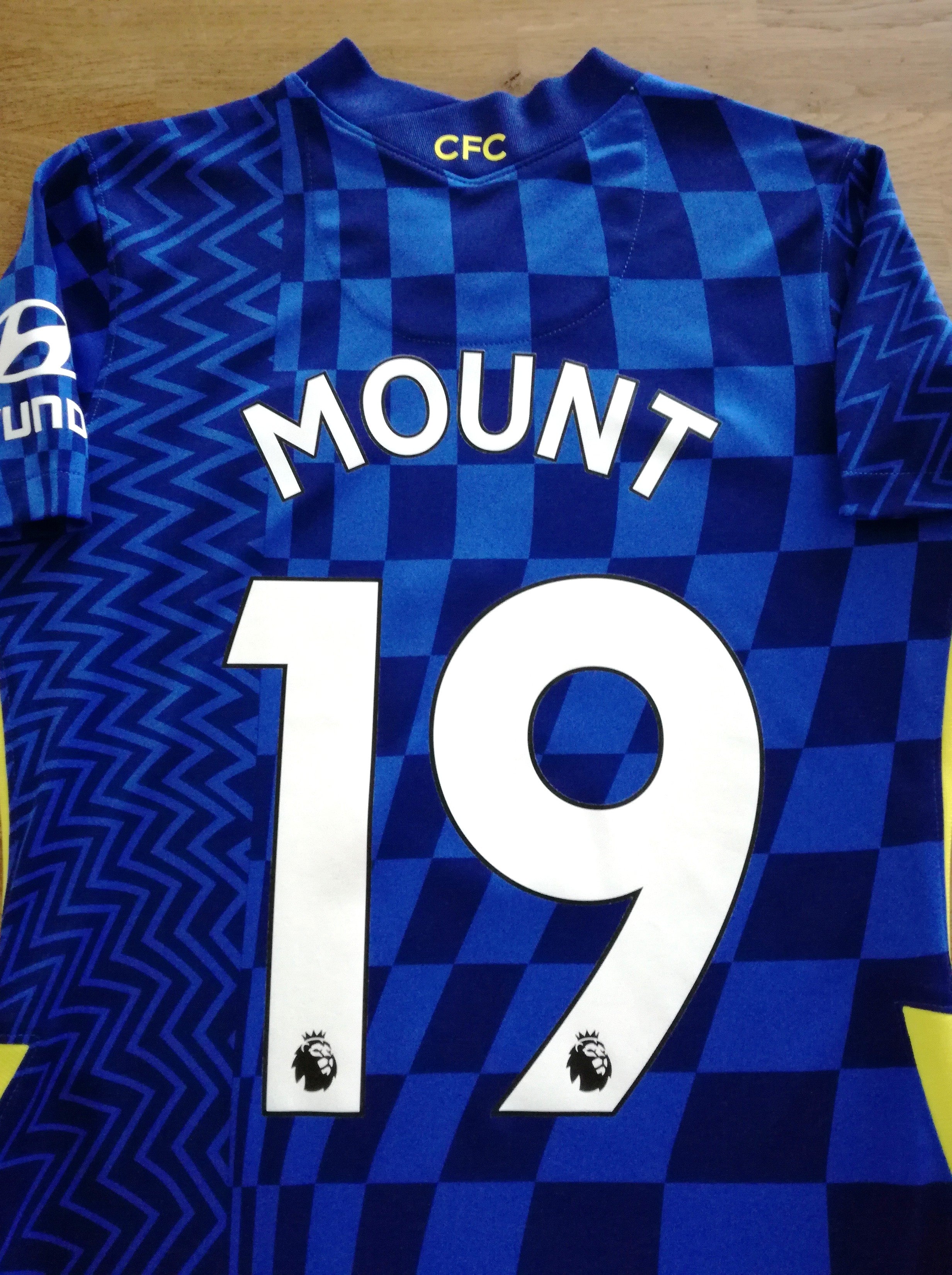 2021/22 Chelsea Home Premier League Football Shirt Mount #19