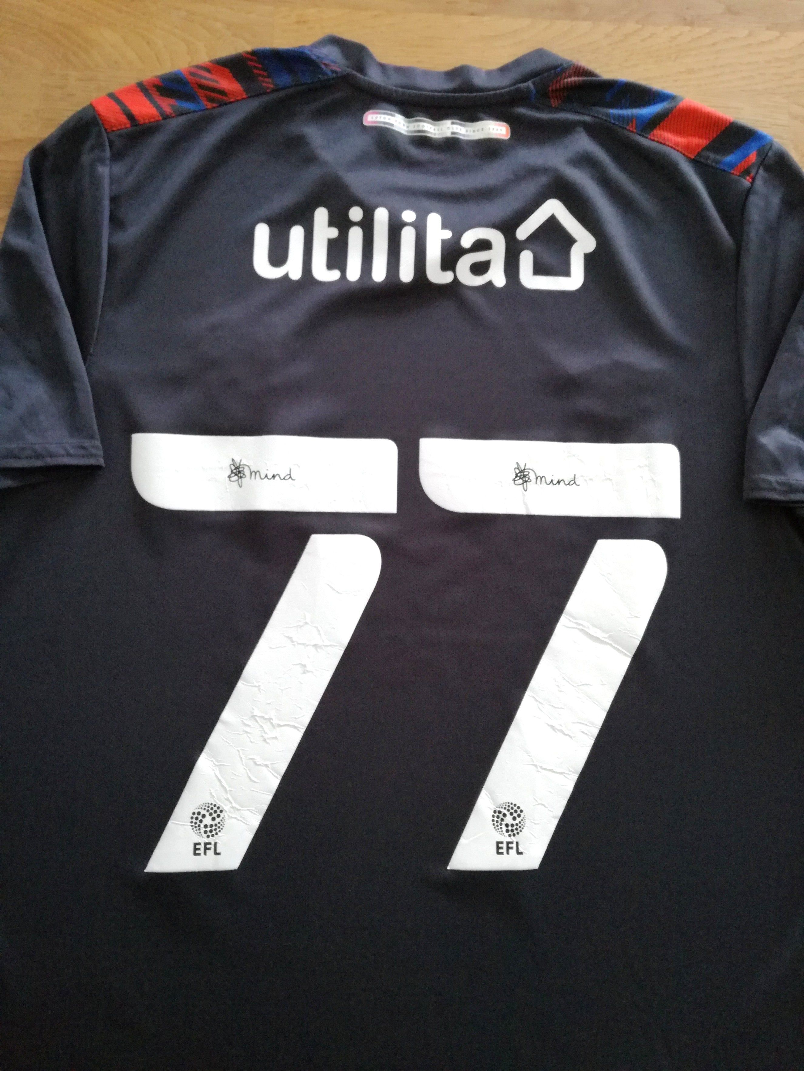 2021/22 Luton Town Away Football League Shirt #77