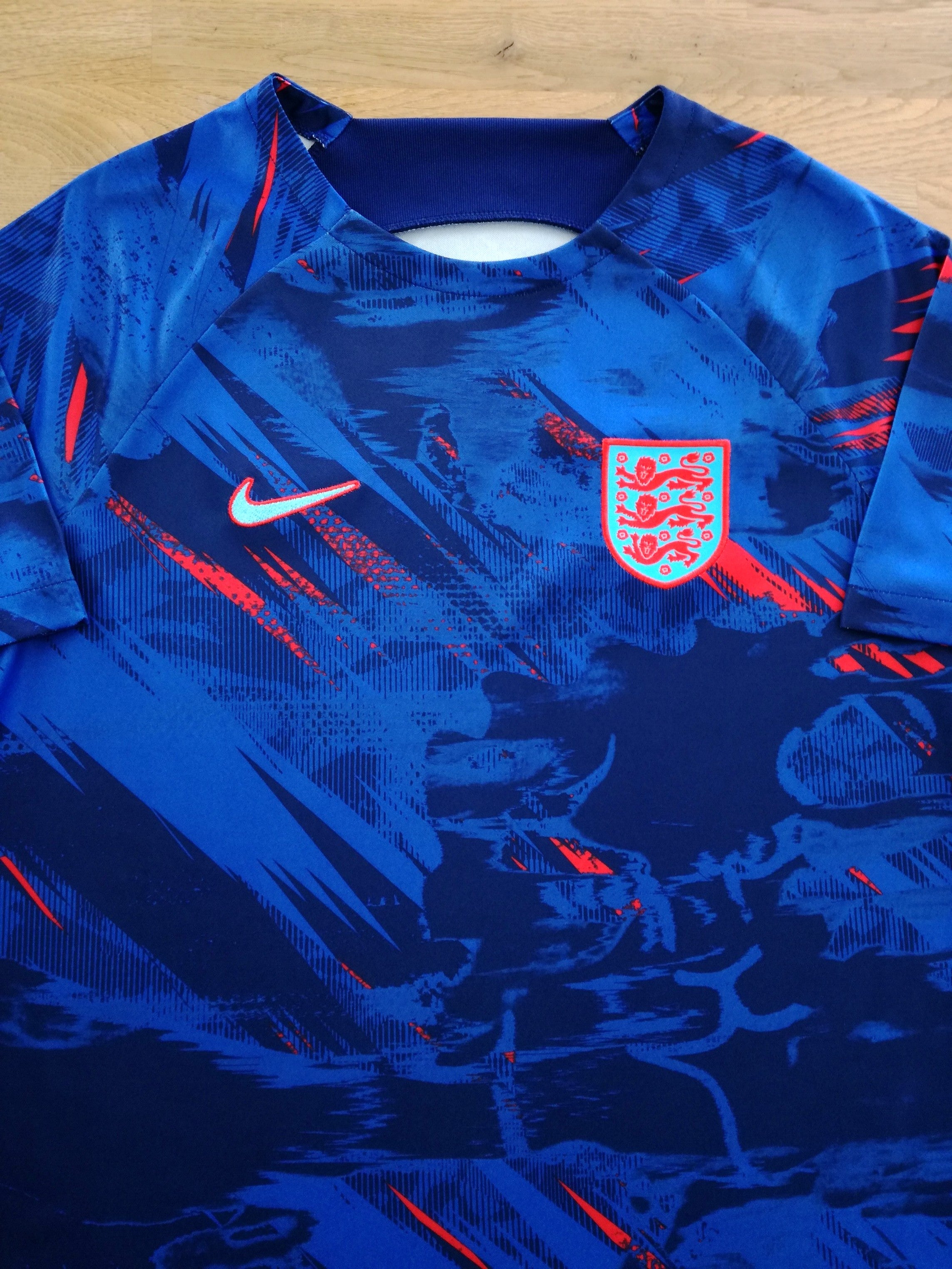2022/23 England Training Shirt