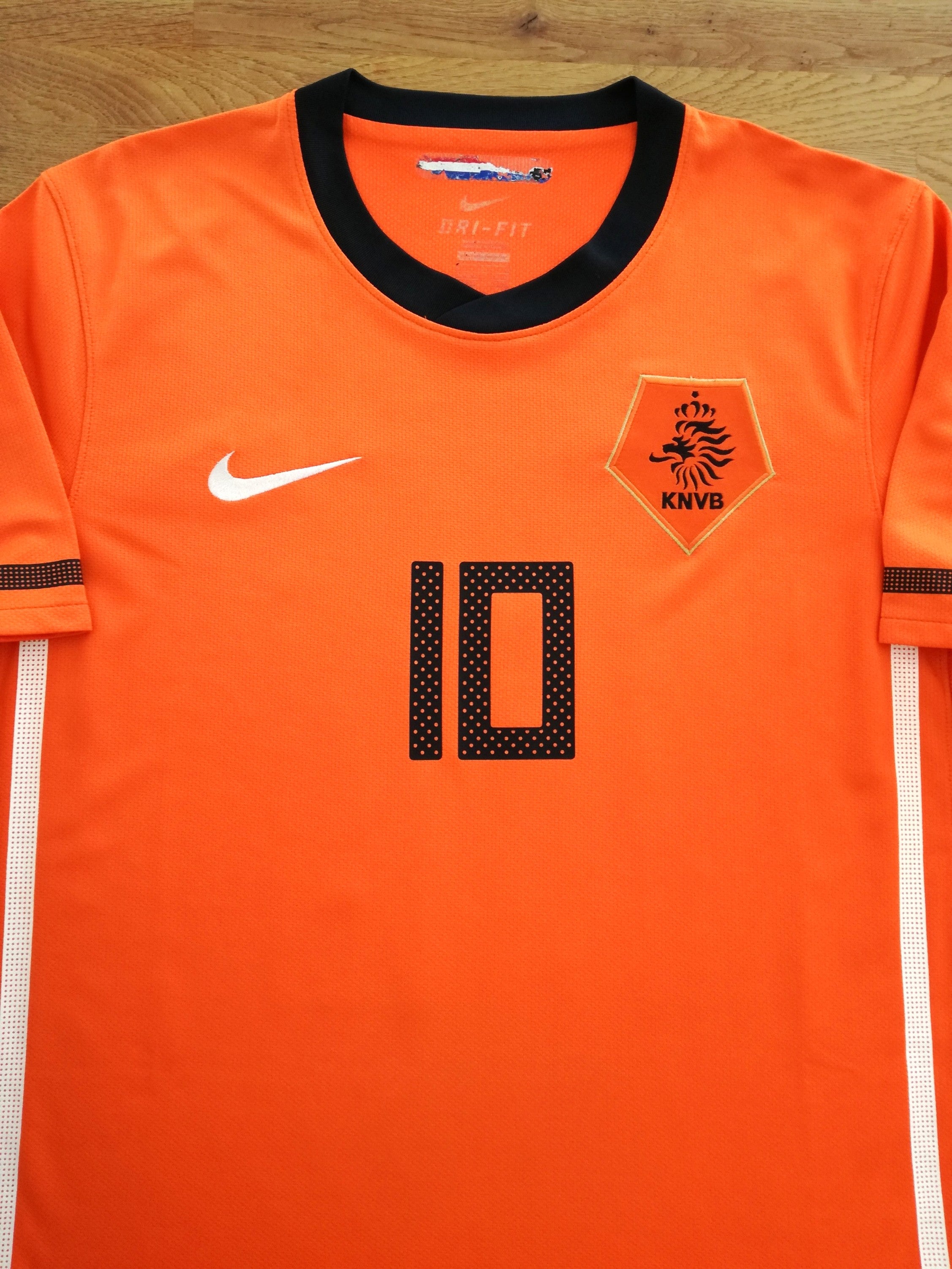 2010/11 Netherlands Home Football Shirt Sneijder #10