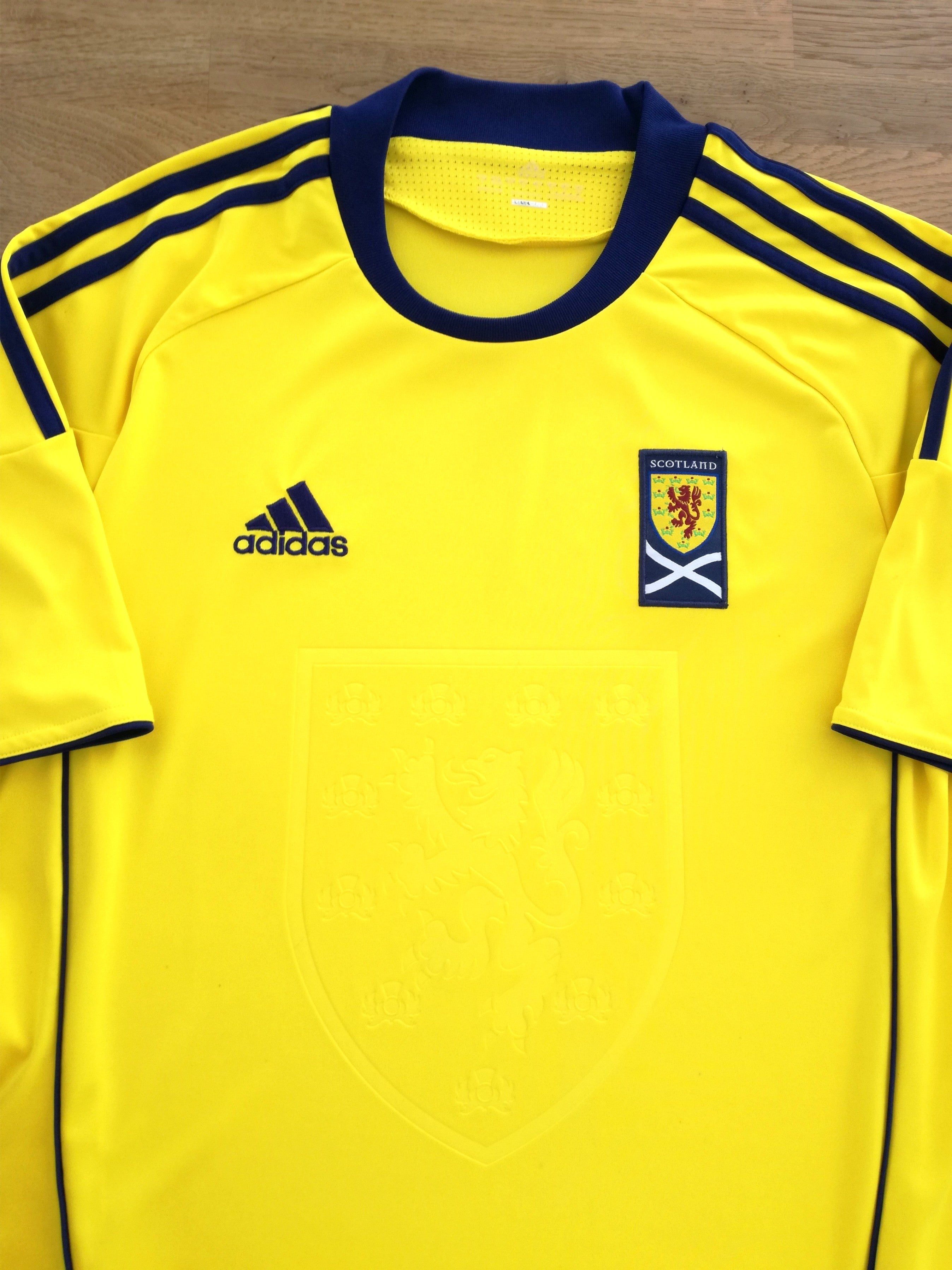 2010/11 Scotland Away Football Shirt