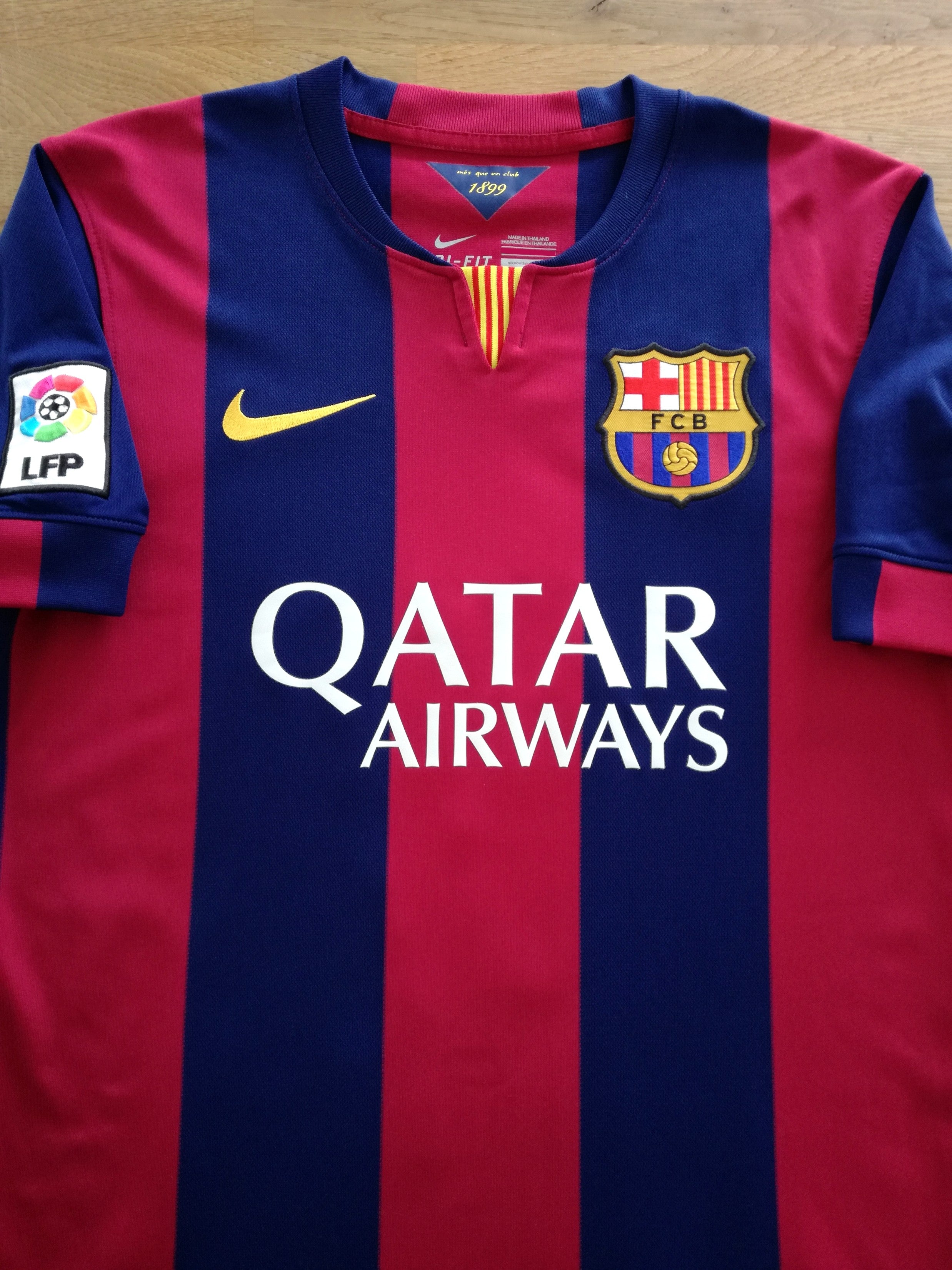 2014/15 Barcelona Home La Liga Football Shirt