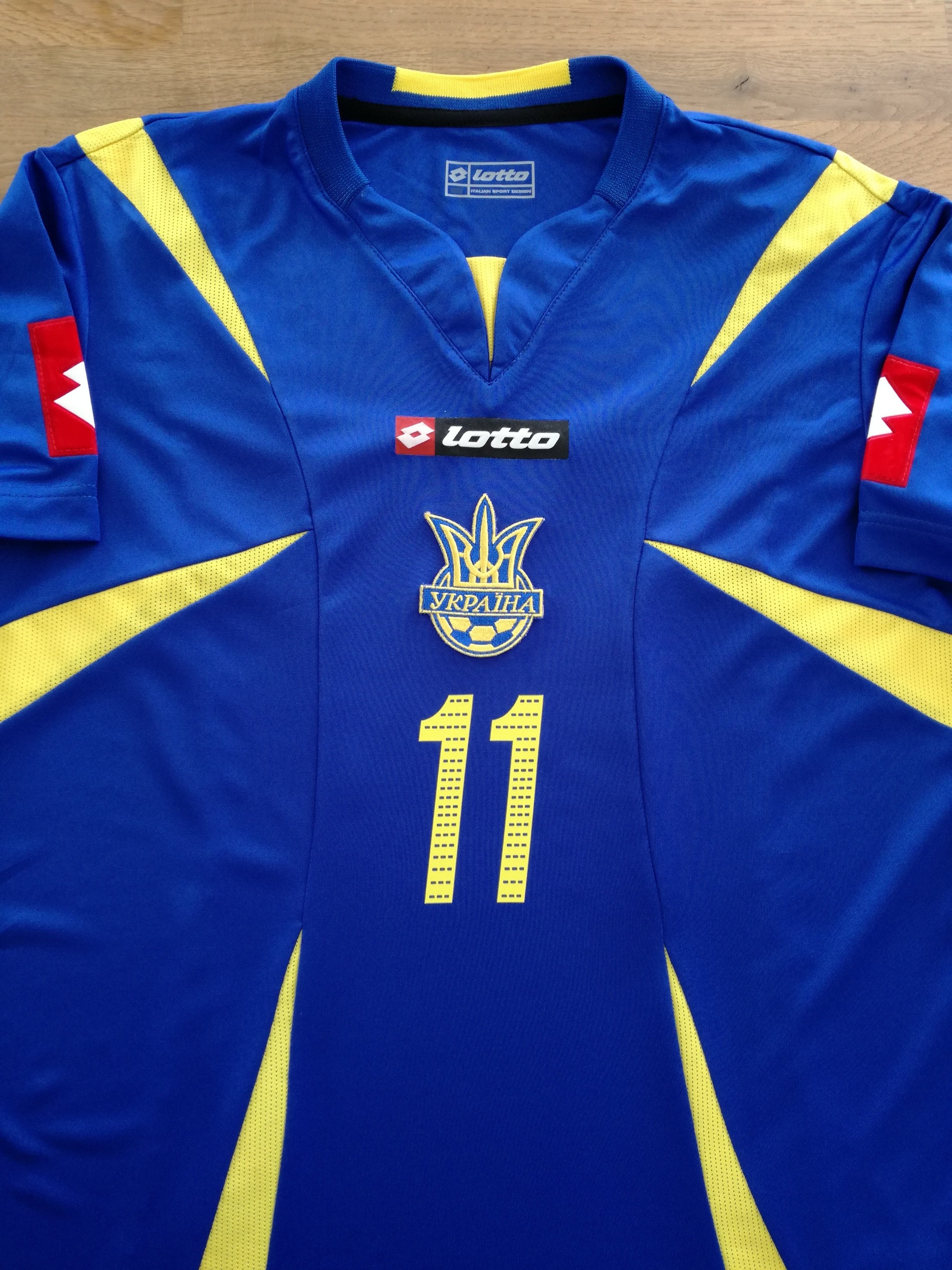 2006/07 Ukraine Away Football Shirt Rebrov #11