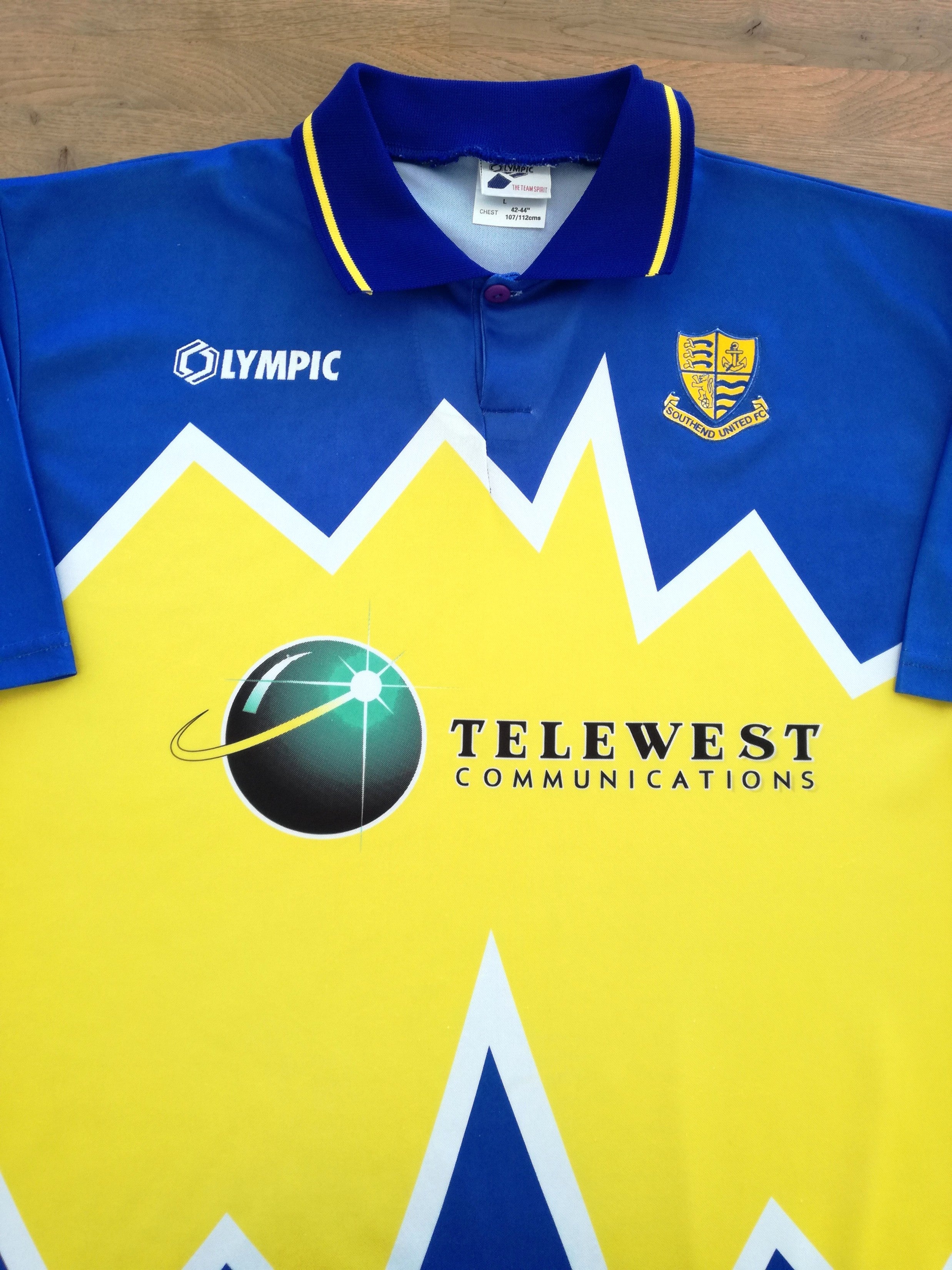 1996/97 Southend United Home Football Shirt (L)