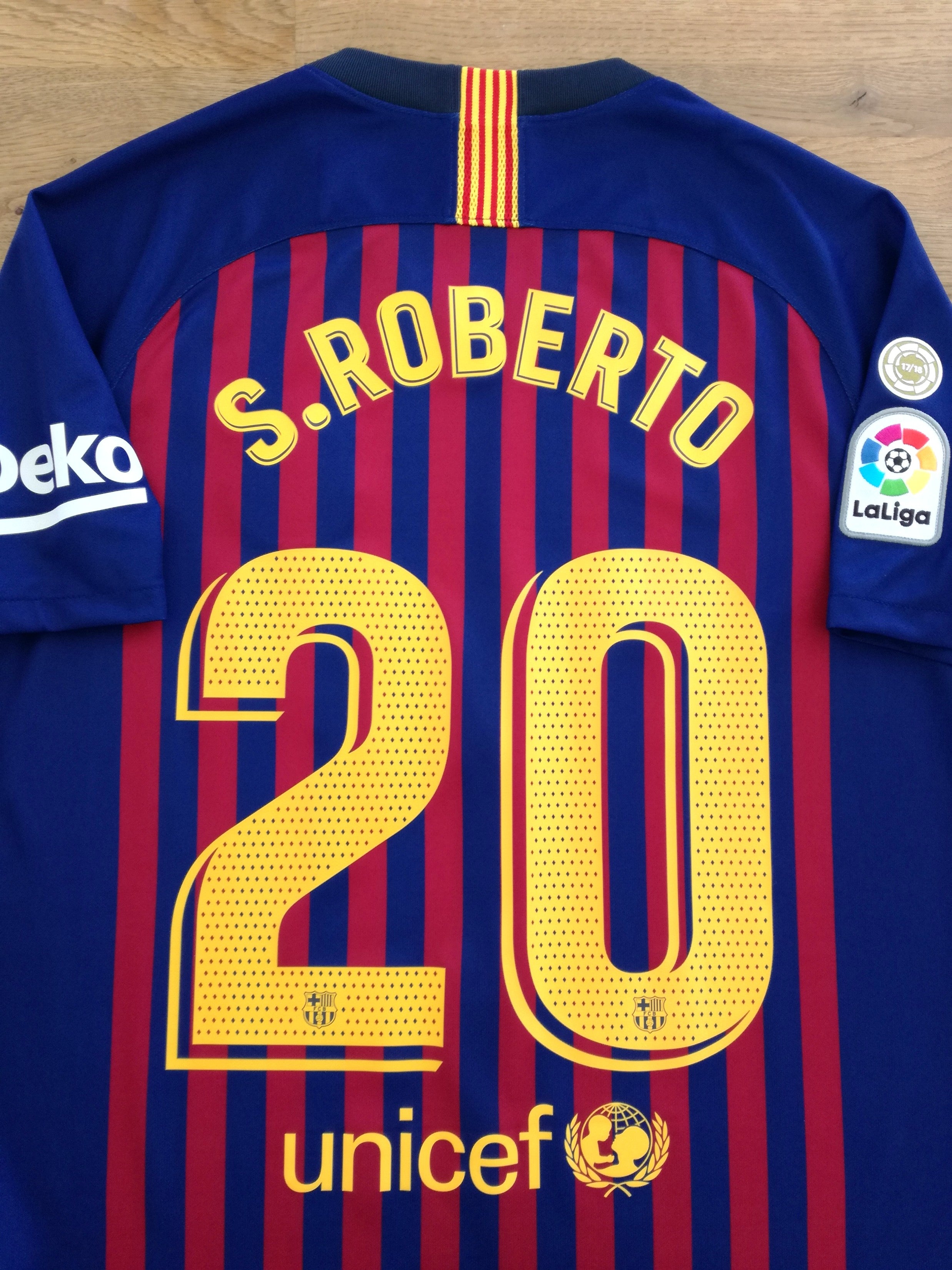 2018/19 Barcelona Home La Liga Football Shirt S.Roberto #20