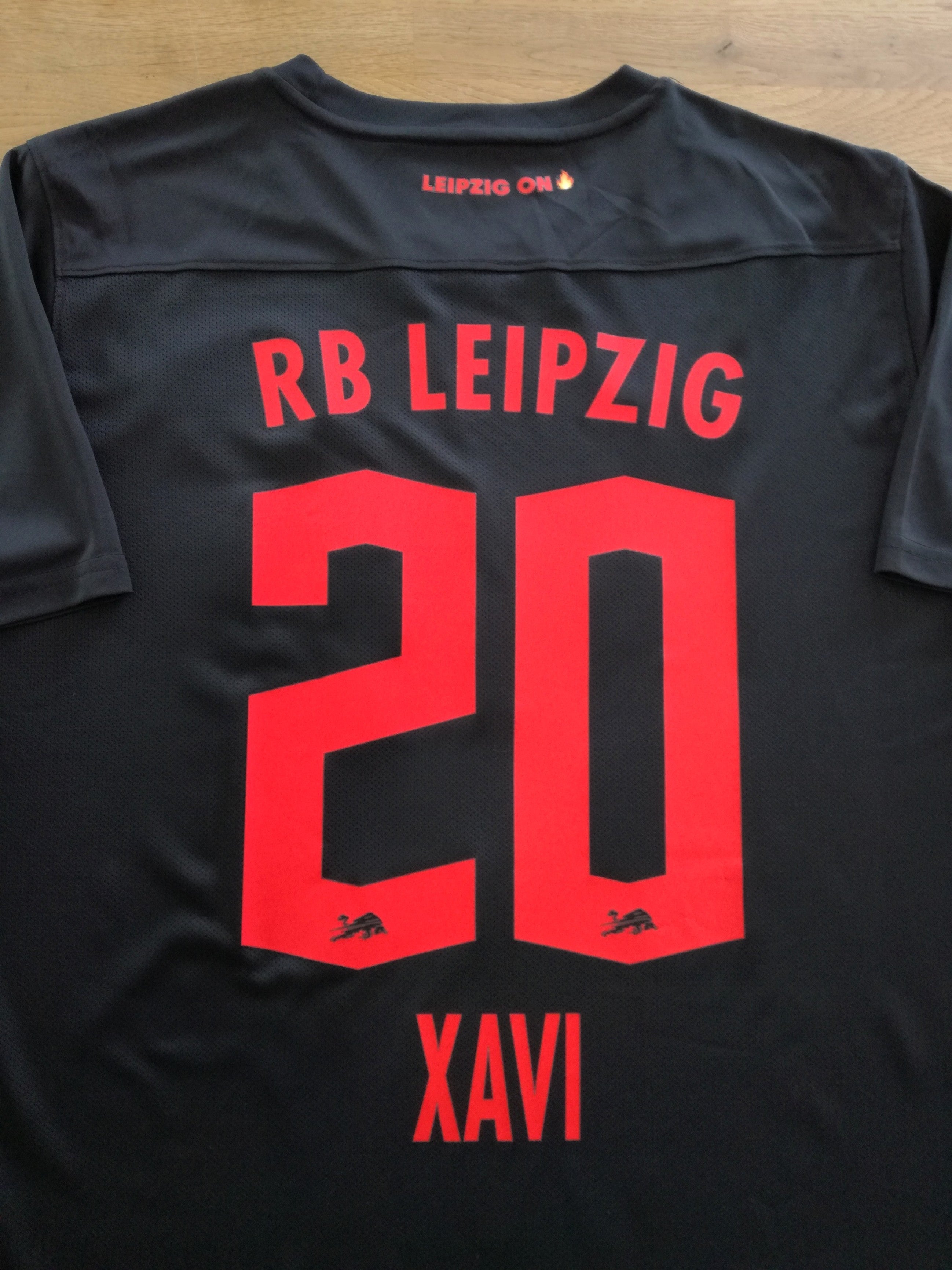 2023/24 RB Leipzig 'Limited Edition' Football Shirt Xavi #20 (XXL)