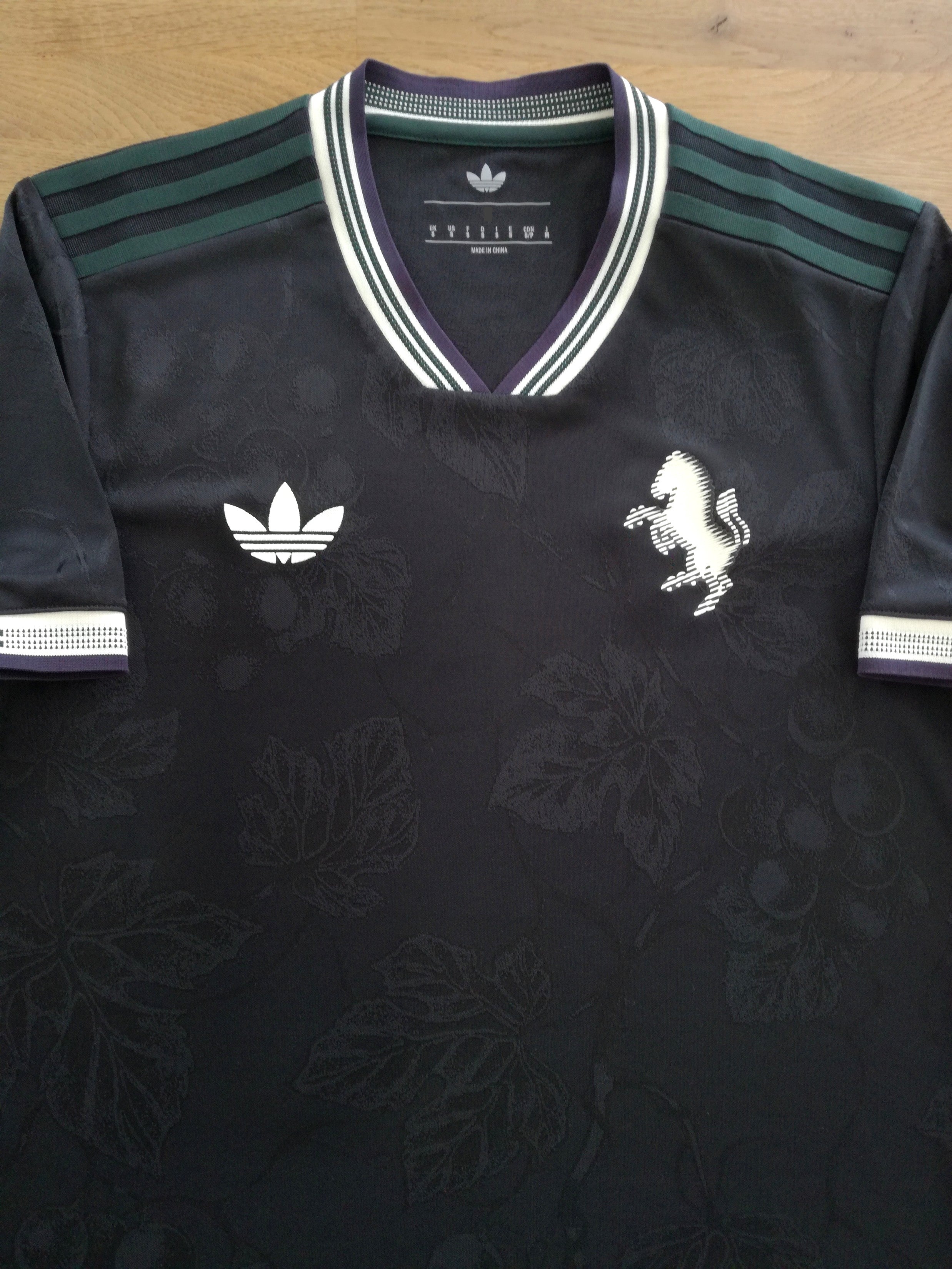 2025/26 Juventus 3rd Authentic Football Shirt