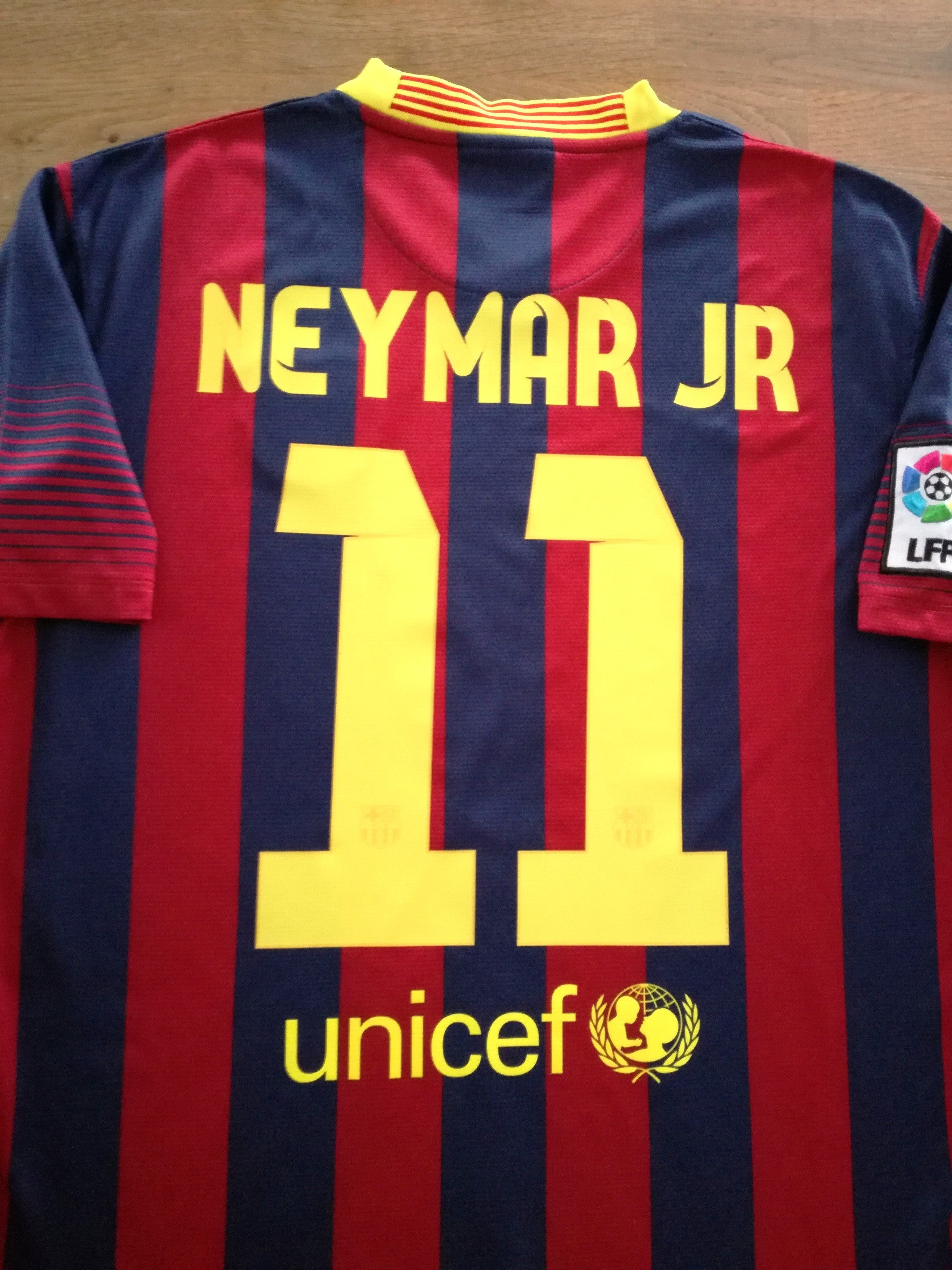 2013/14 Barcelona Home La Liga Football Shirt Neymar JR