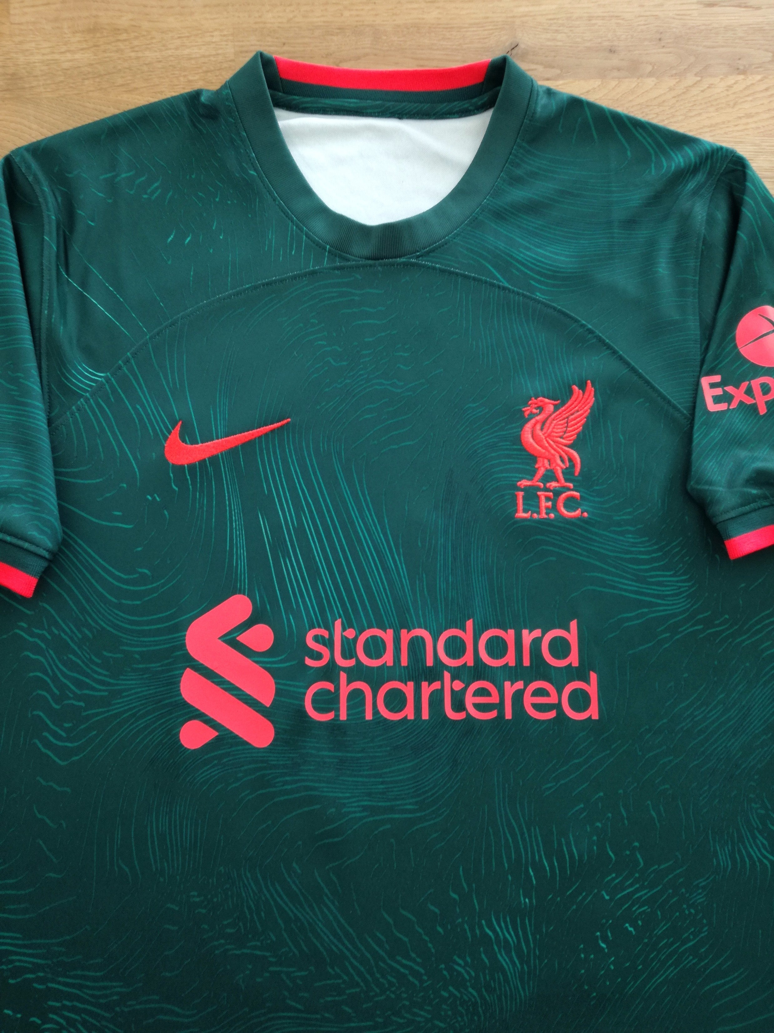 2022/23 Liverpool 3rd Football Shirt Henderson #14