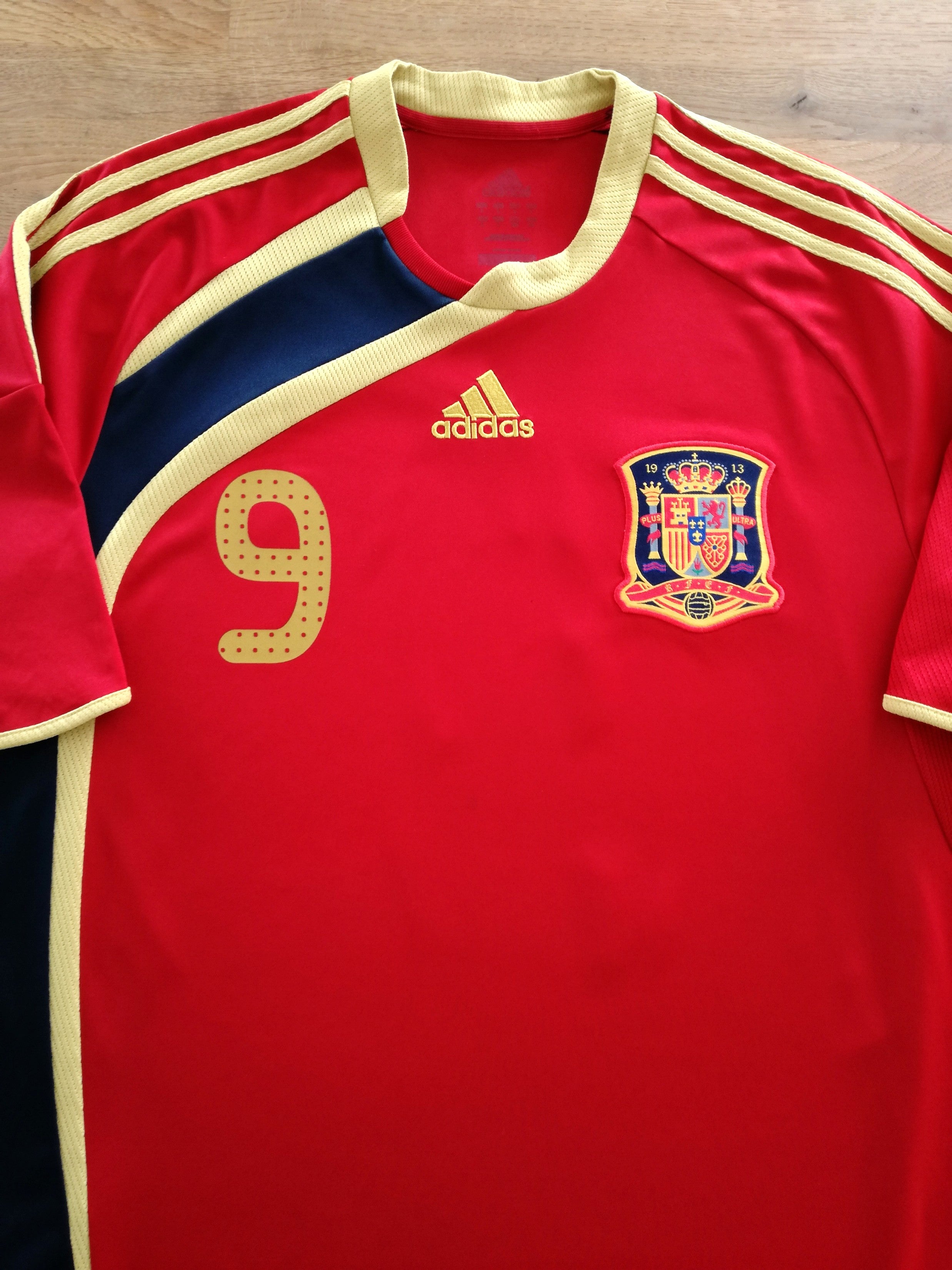 2009 Spain Home Football Shirt Torres #9