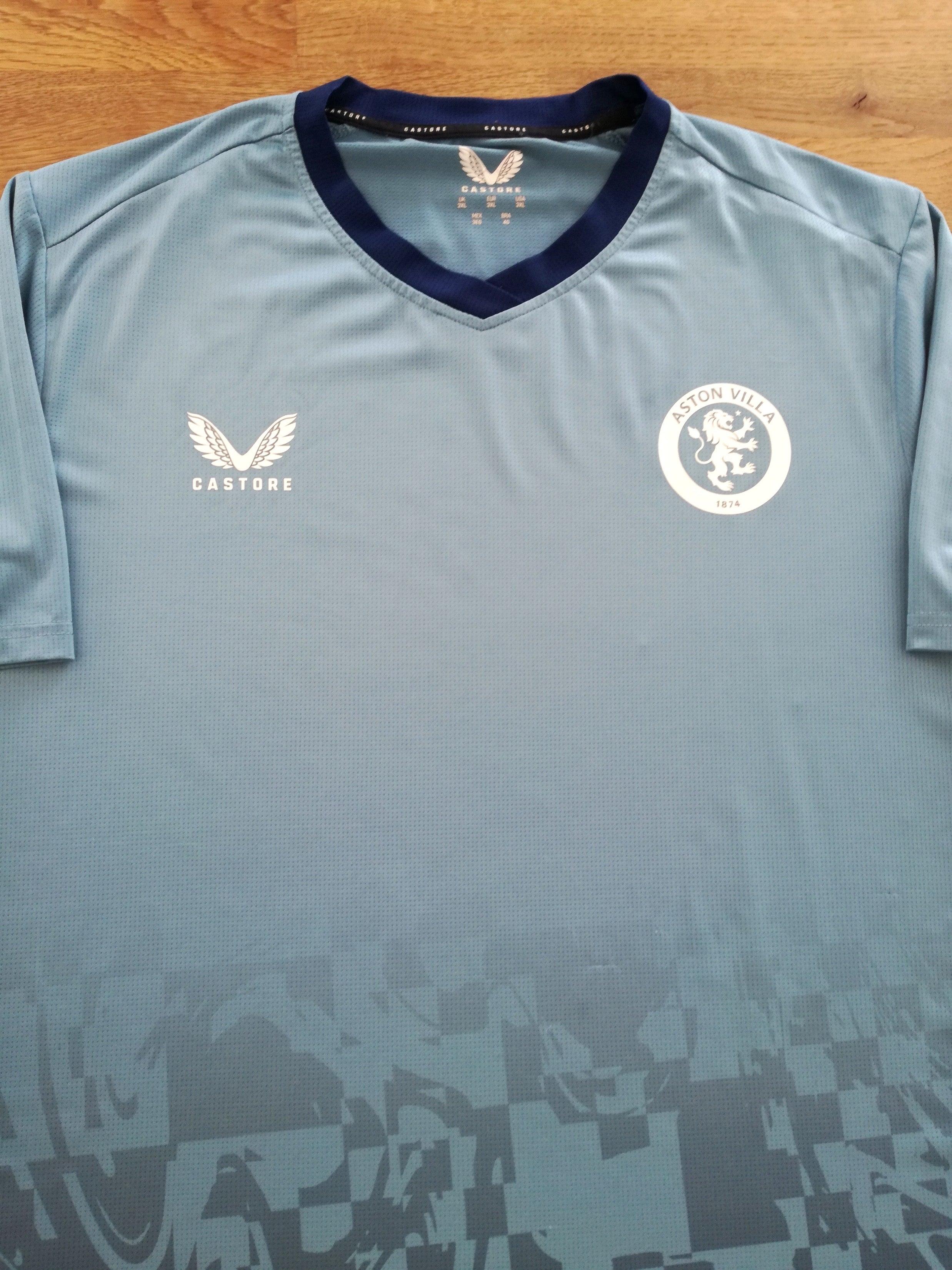 2023/24 Aston Villa Training Shirt (3XL)