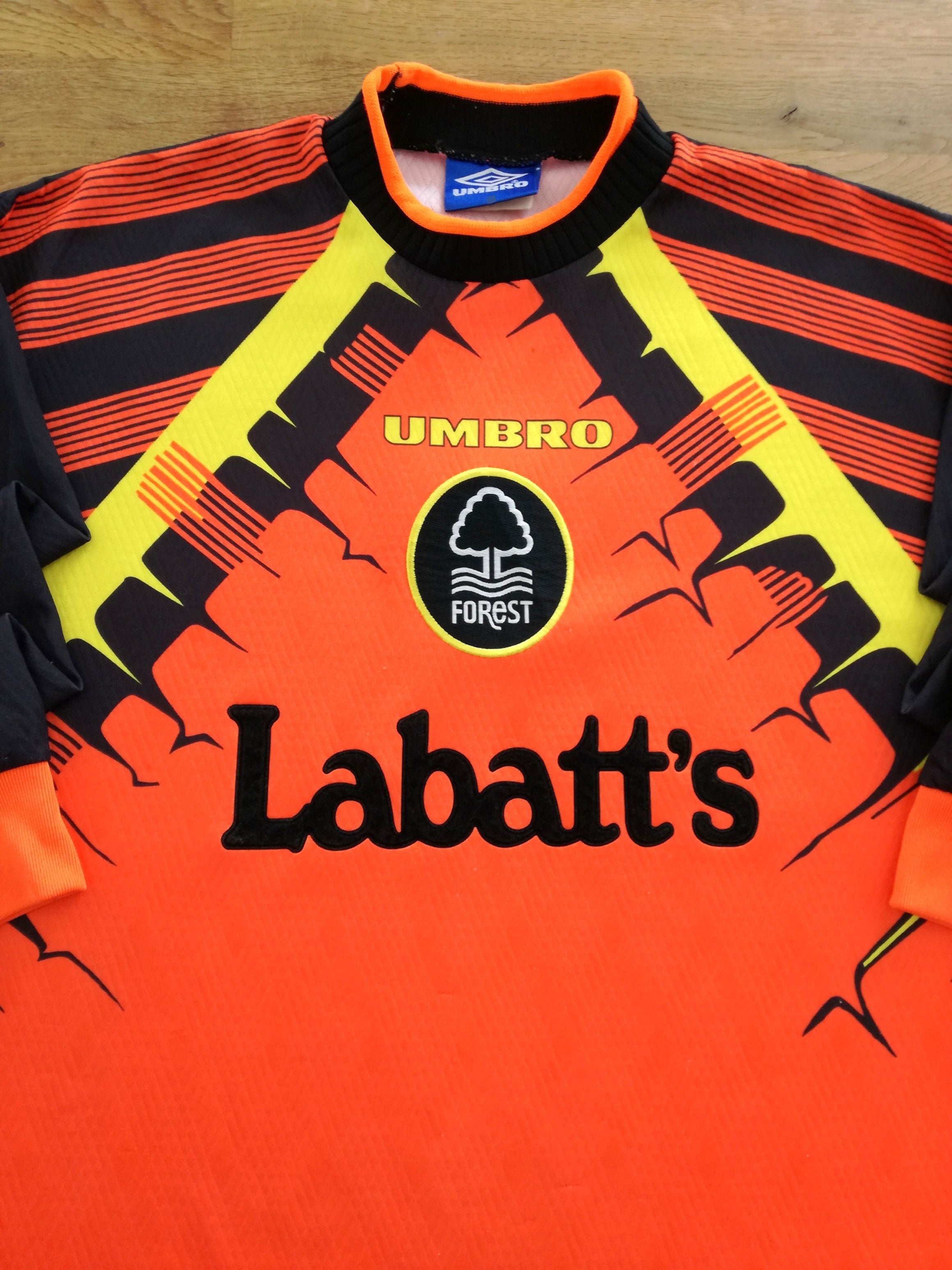 1996/97 Nottingham Forest GK Football Shirt