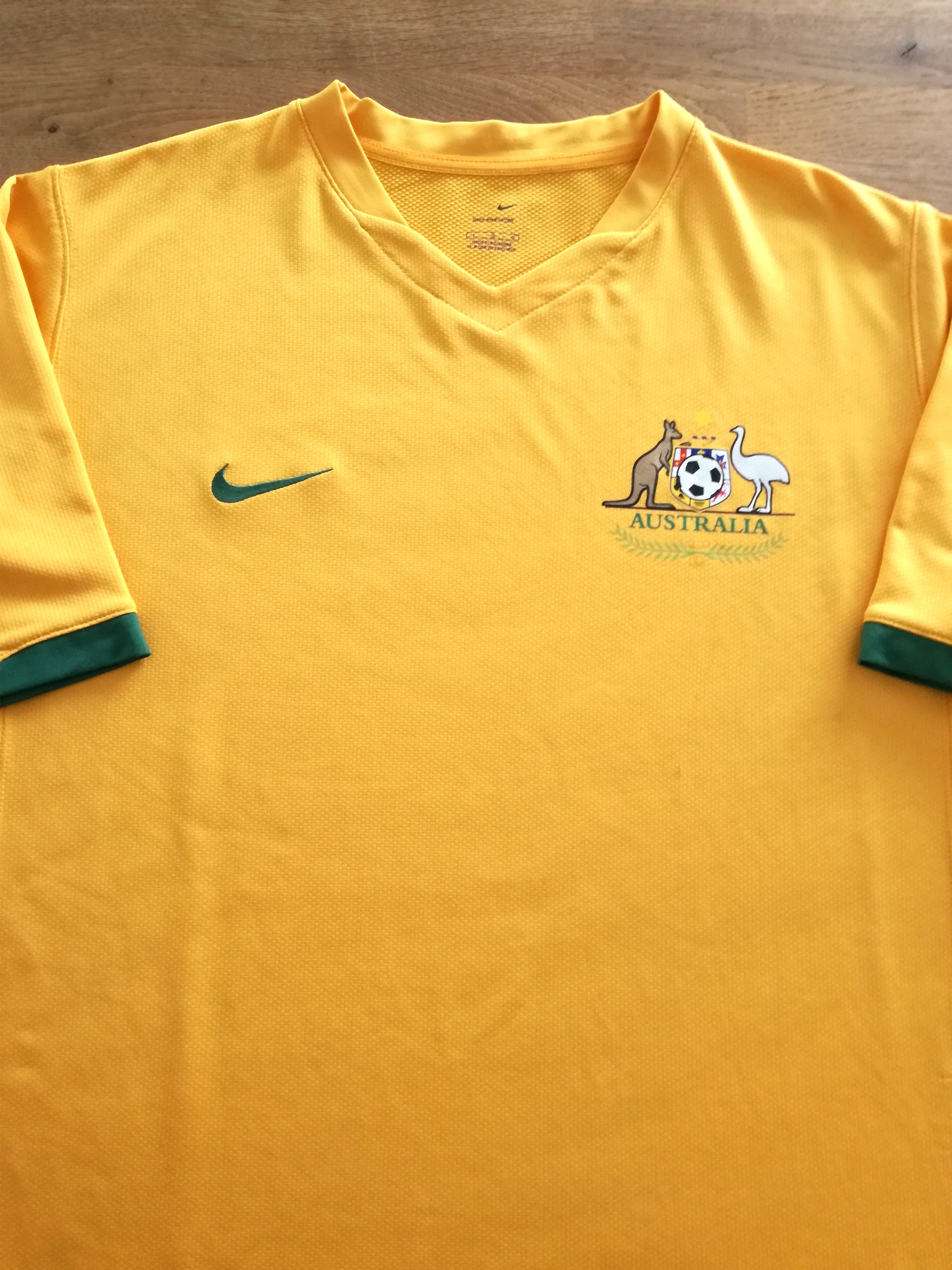 2006/07 Australia Home Football Shirt