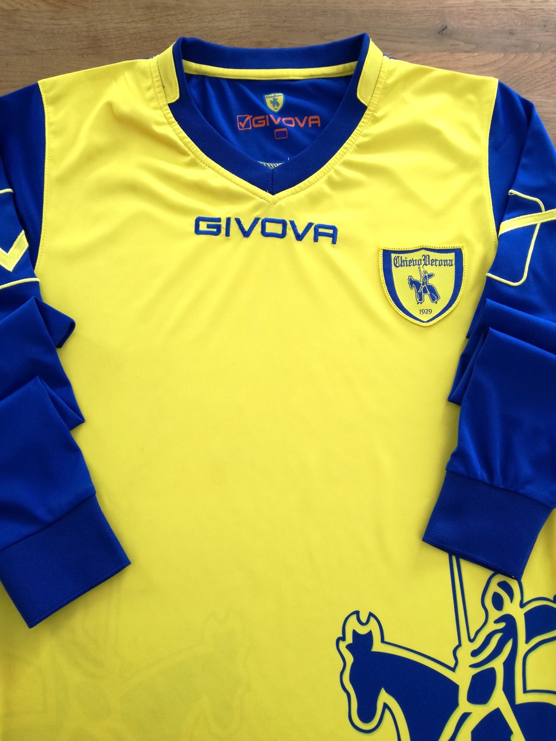 2011/12 Chievo Verona Home Long Sleeve Football Shirt
