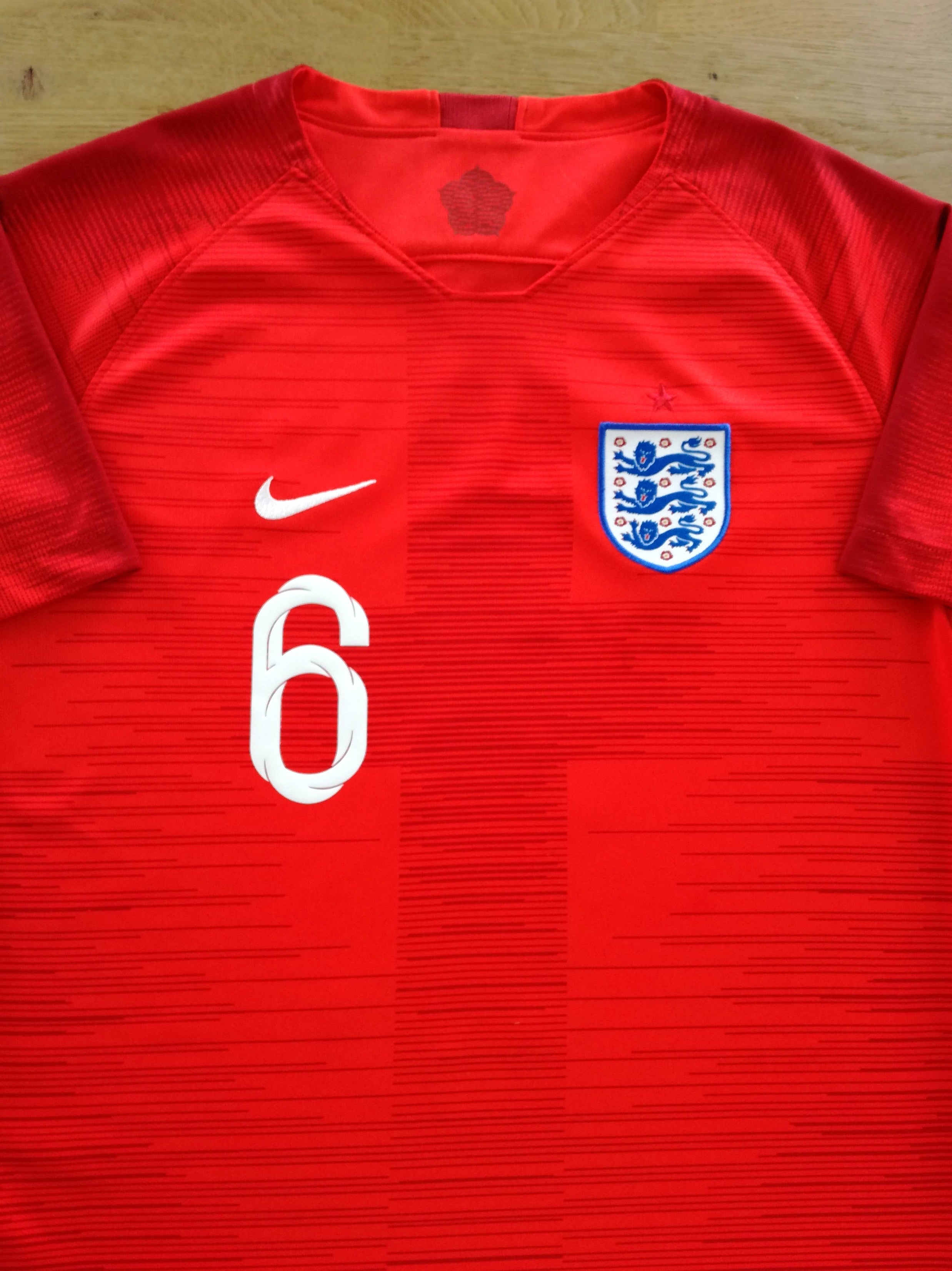 2018/19 England Away Football Shirt Cahill #6