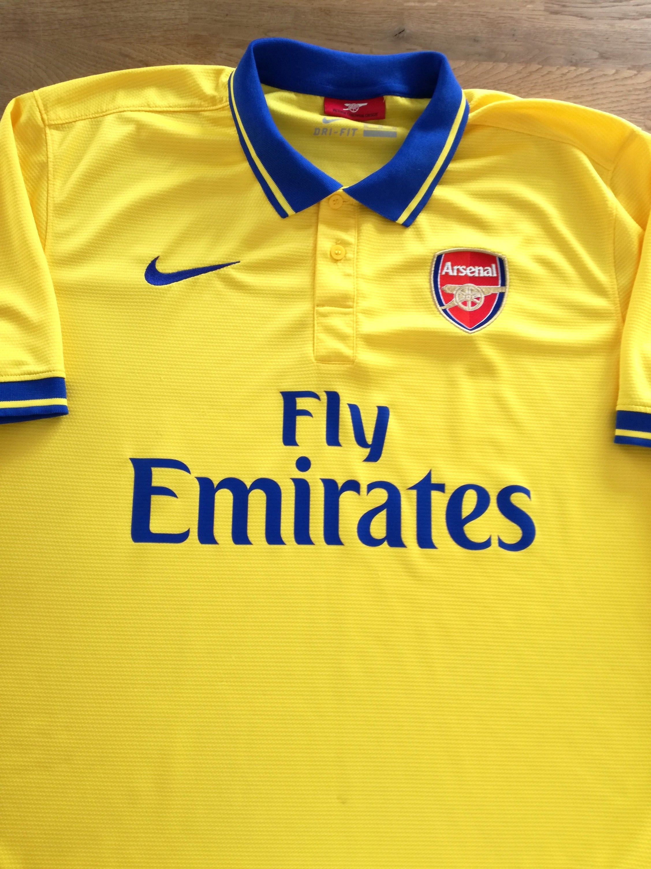 2013/14 Arsenal Away Football Shirt