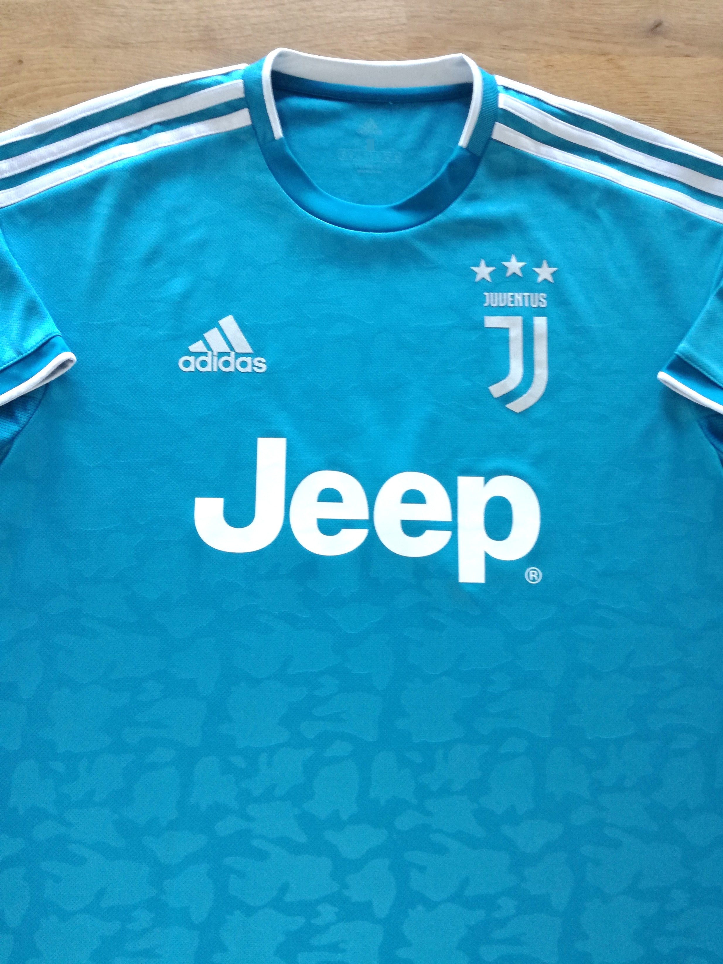 2019/20 Juventus 3rd Football Shirt