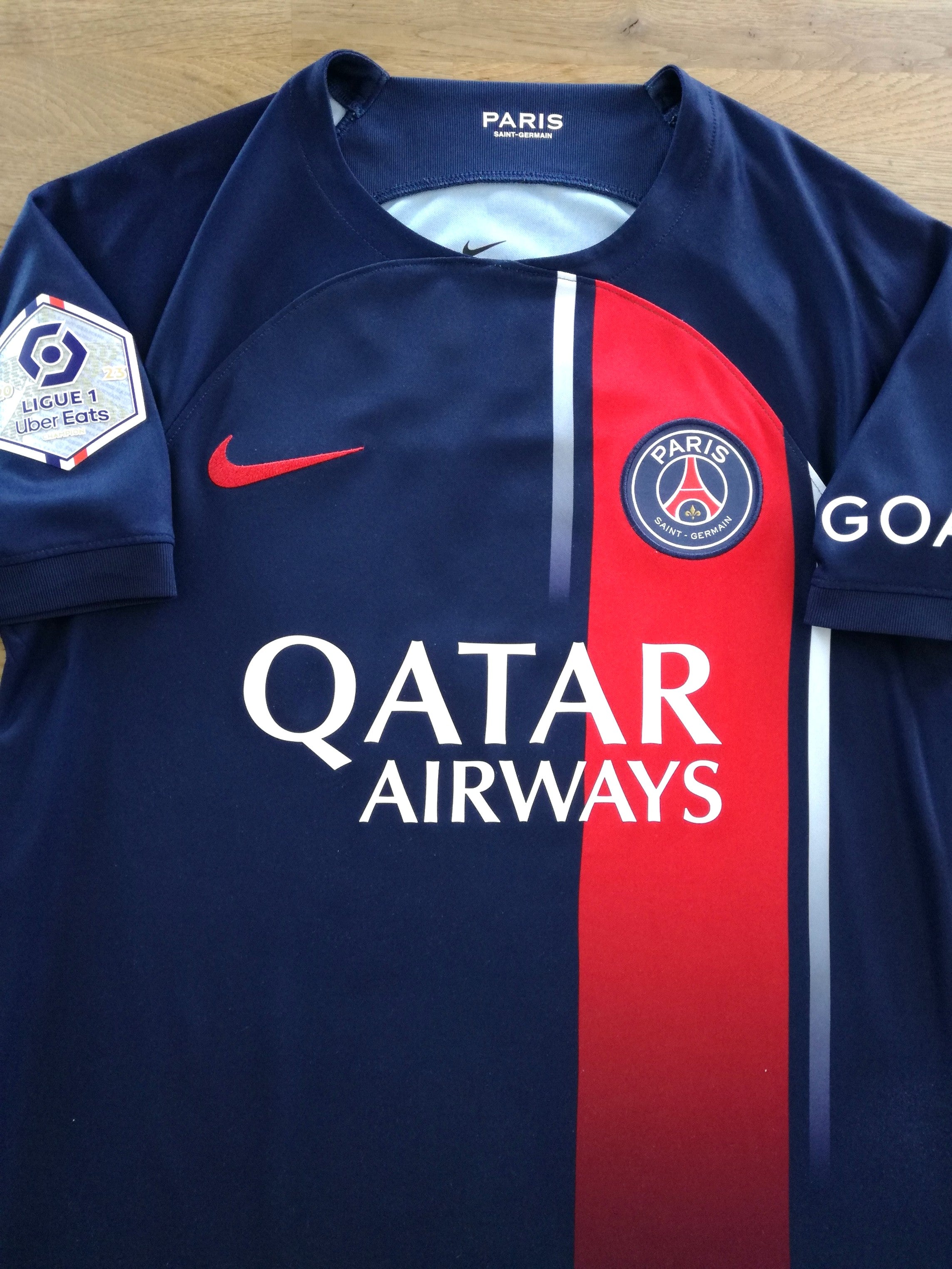 2023/24 PSG Home Ligue 1 Football Shirt Mbappé #7