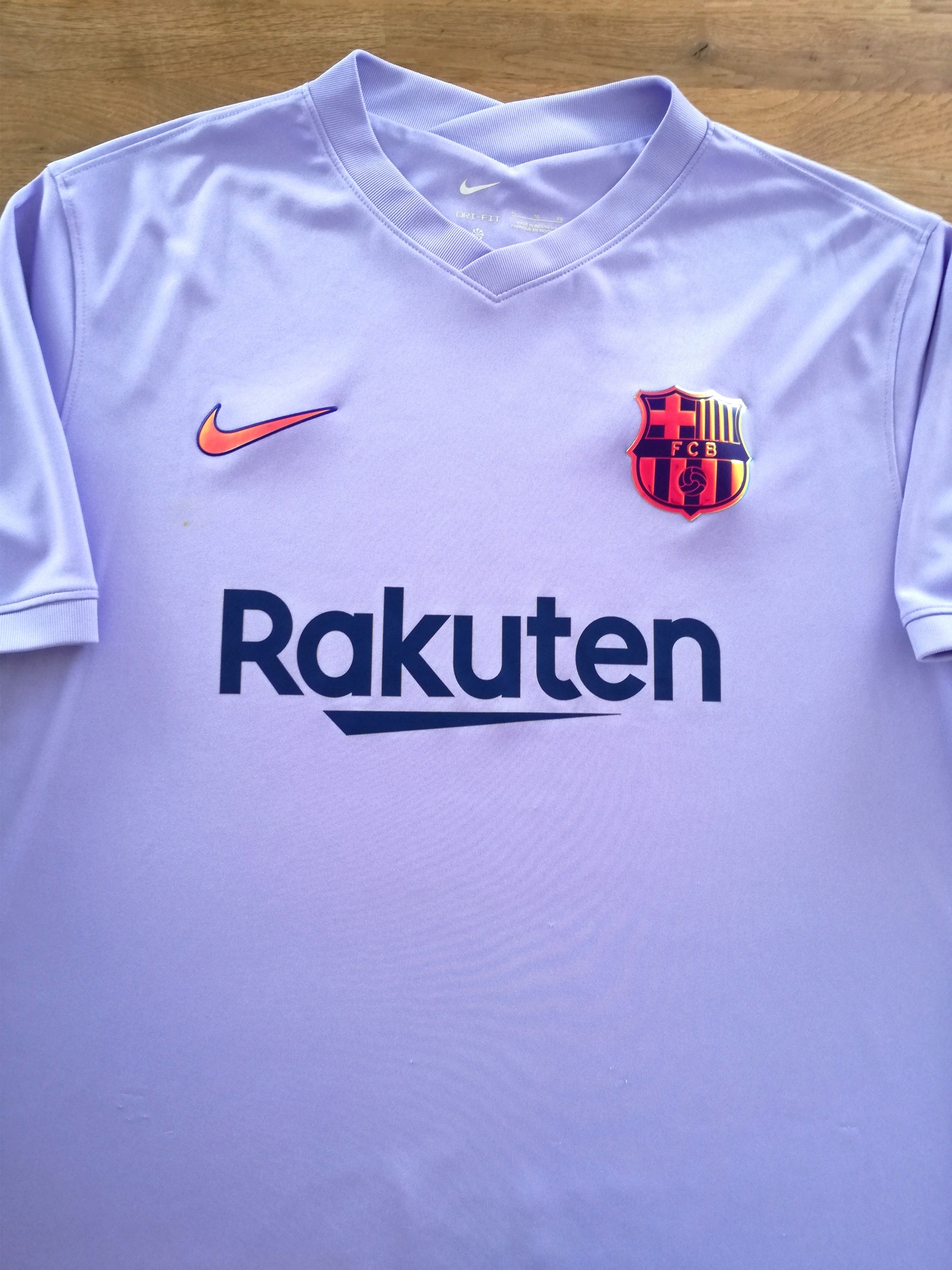 2021/22 Barcelona Away Football Shirt