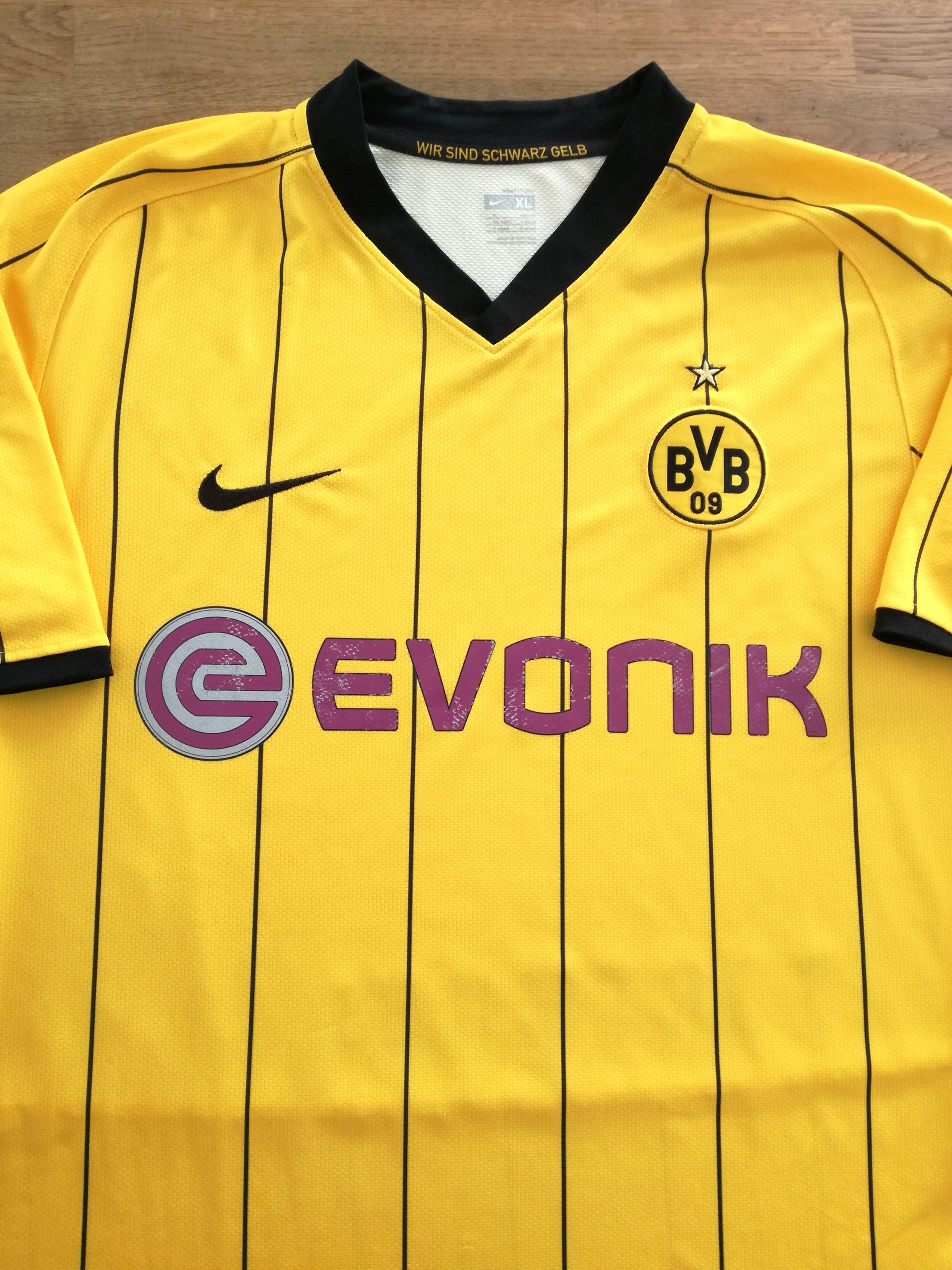 2008/09 Borussia Dortmund Home Football Shirt