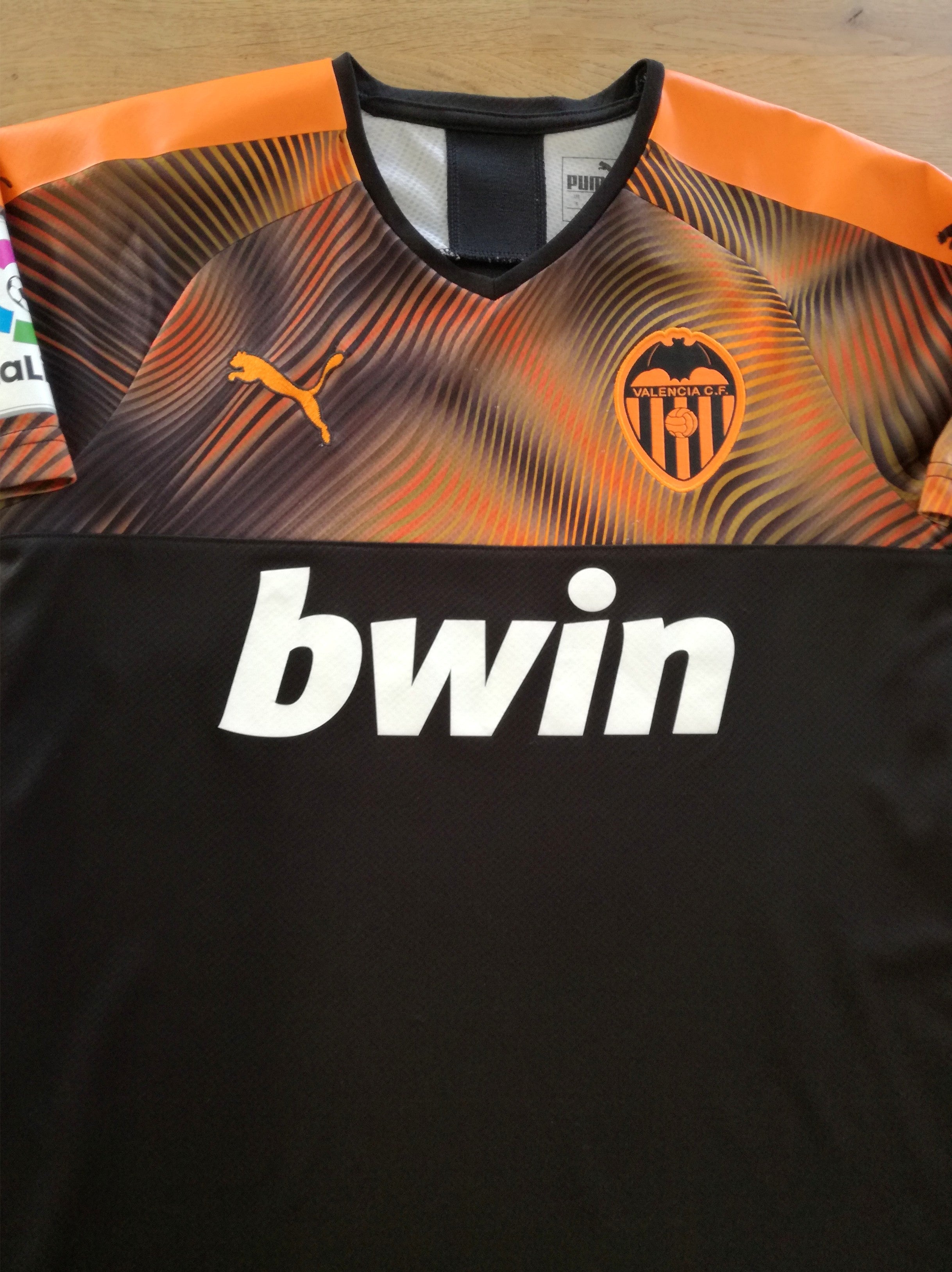 2019/20 Valencia Away La Liga Football Shirt