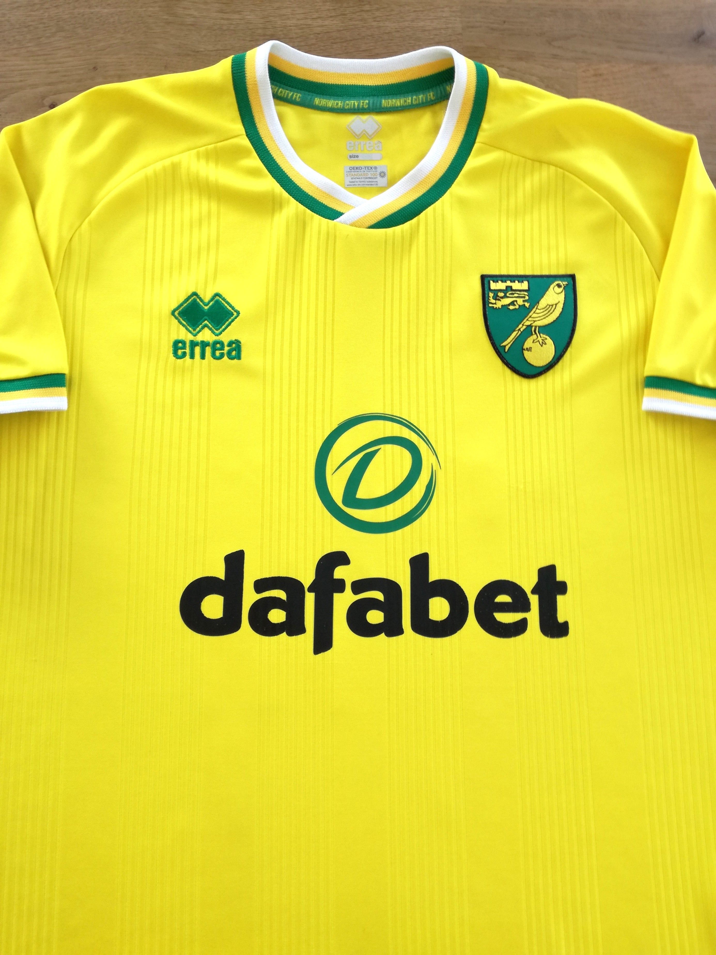 2020/21 Norwich City Home Football Shirt