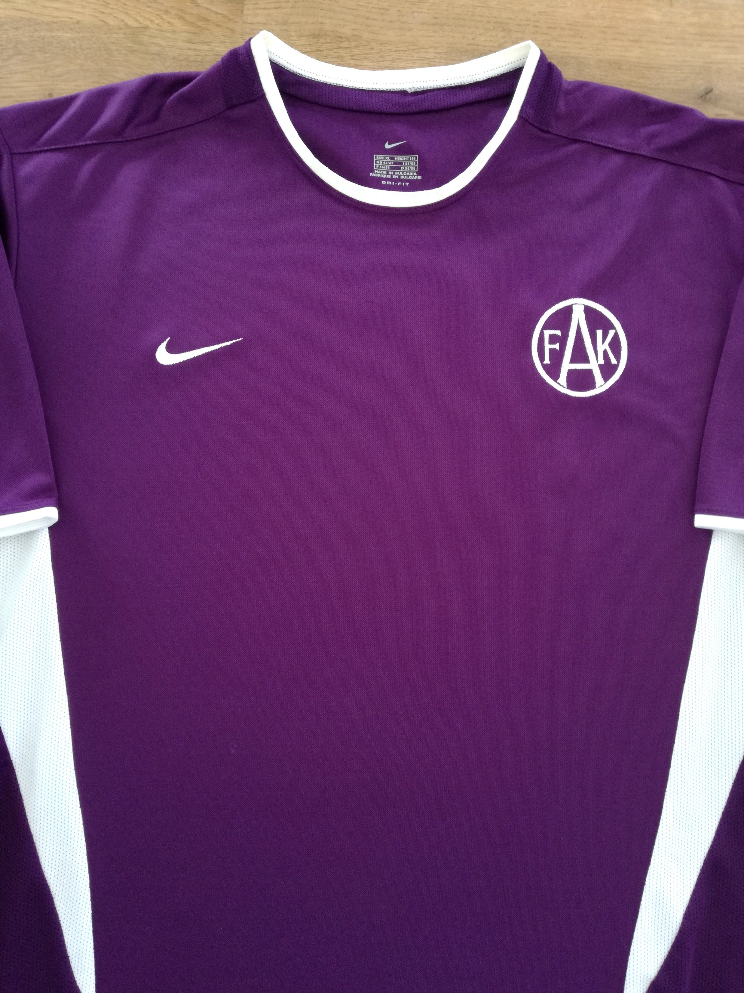 2002/03 Austria Vienna Home Football Shirt